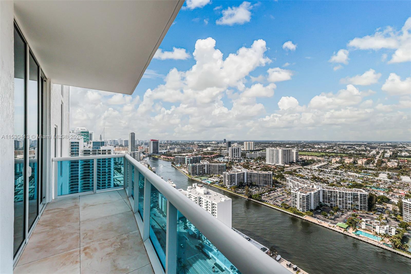 2711 S Ocean Dr 3705, Hollywood, Florida 33019, 5 Bedrooms Bedrooms, ,5 BathroomsBathrooms,Residential,For Sale,2711 S Ocean Dr 3705,A11530413