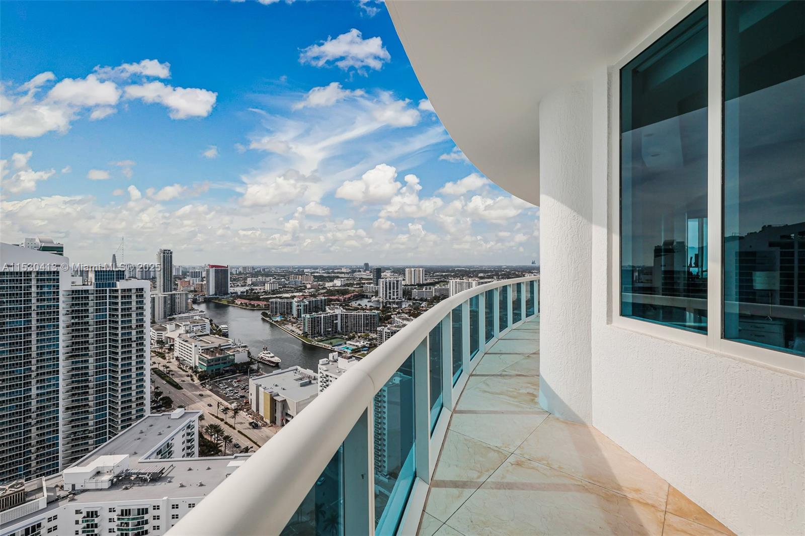 2711 S Ocean Dr 3705, Hollywood, Florida 33019, 5 Bedrooms Bedrooms, ,5 BathroomsBathrooms,Residential,For Sale,2711 S Ocean Dr 3705,A11530413