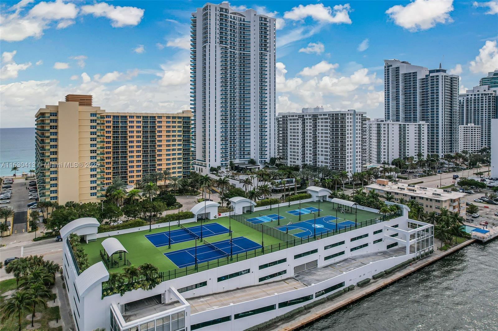 2711 S Ocean Dr 3705, Hollywood, Florida 33019, 5 Bedrooms Bedrooms, ,5 BathroomsBathrooms,Residential,For Sale,2711 S Ocean Dr 3705,A11530413