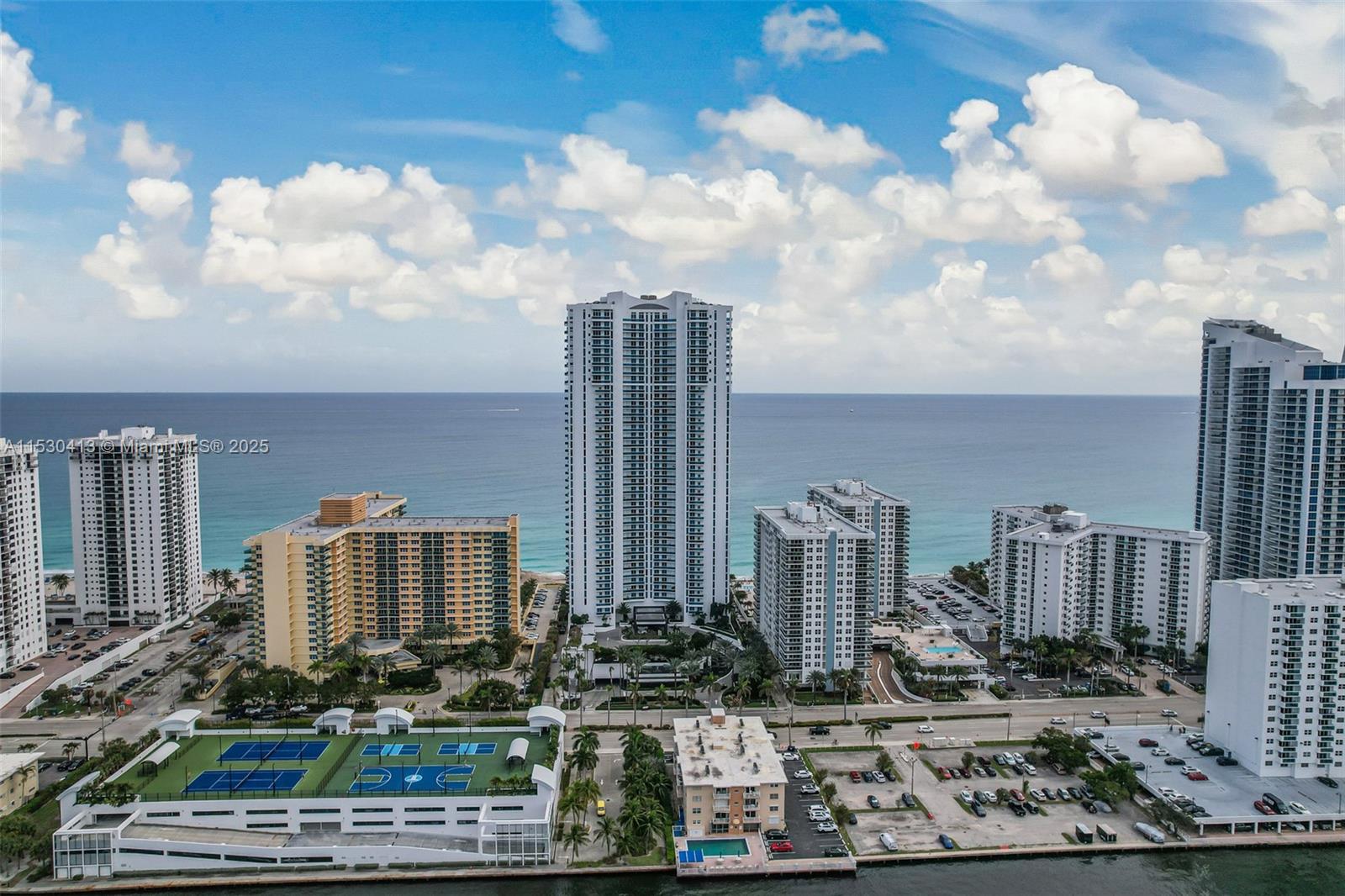 2711 Ocean Dr, Hollywood, FL, 33019 United States, 5 Bedrooms Bedrooms, ,5 BathroomsBathrooms,Residential,For Sale,Ocean Dr,A11530413