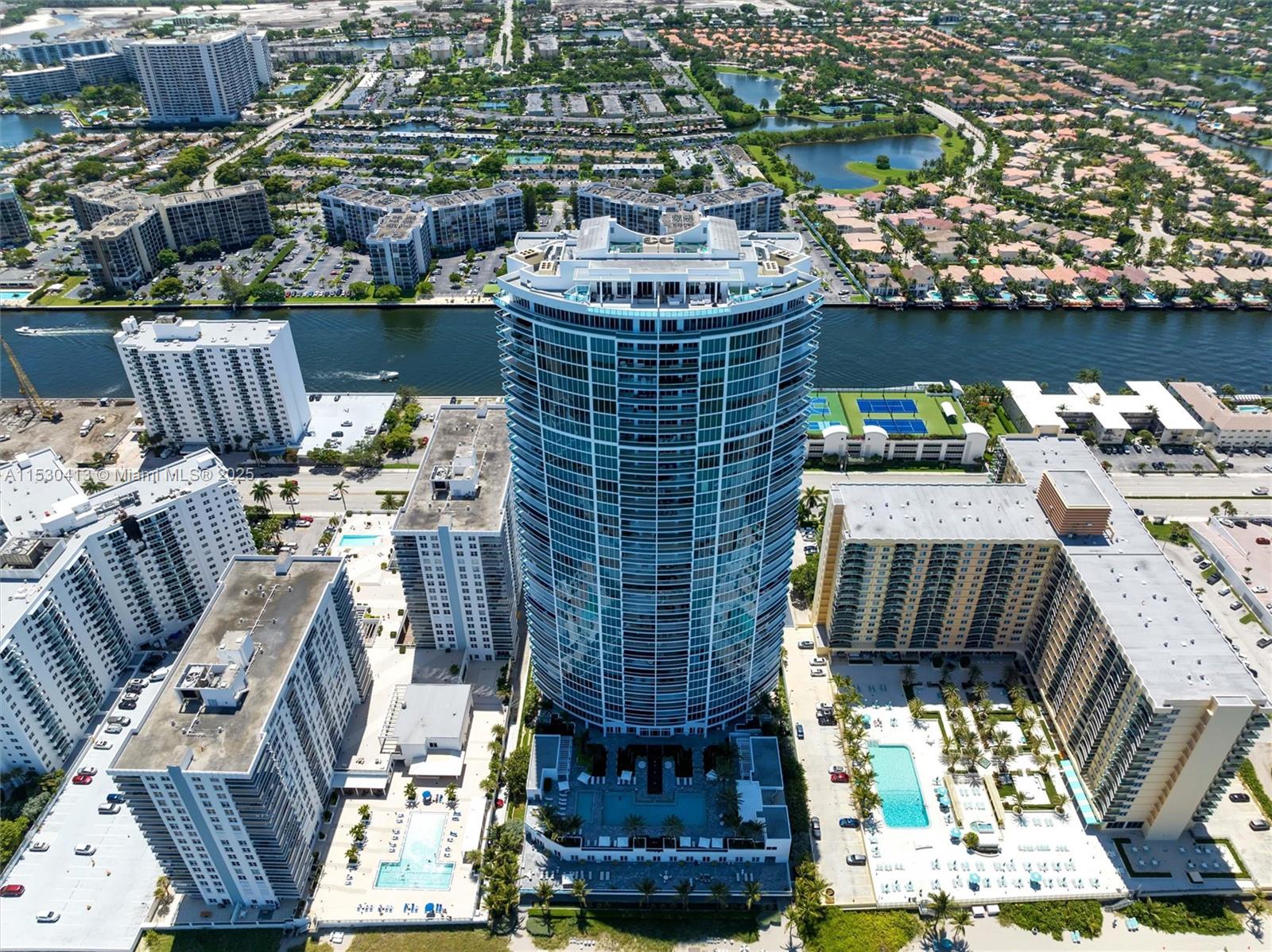 2711 S Ocean Dr 3705, Hollywood, Florida 33019, 5 Bedrooms Bedrooms, ,5 BathroomsBathrooms,Residential,For Sale,2711 S Ocean Dr 3705,A11530413