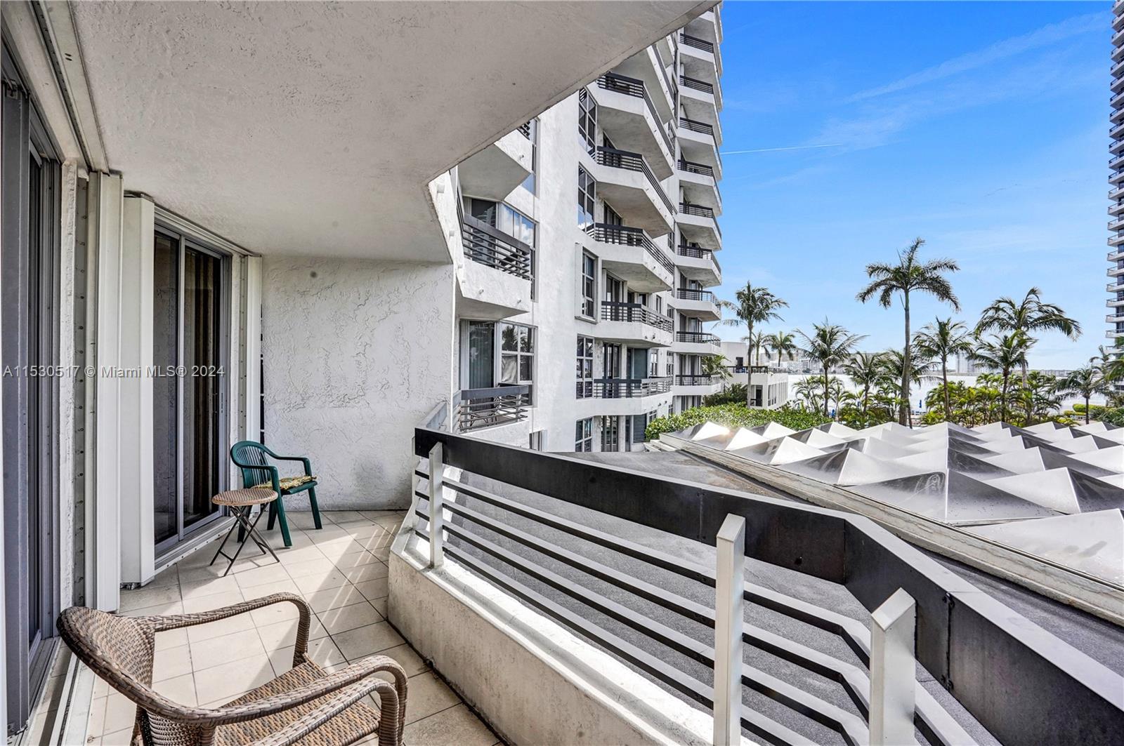 19195 Mystic Pointe Dr, Aventura, FL, 33180 United States, 1 Bedroom Bedrooms, ,1 BathroomBathrooms,Residential,For Sale,Mystic Pointe Dr,A11530517