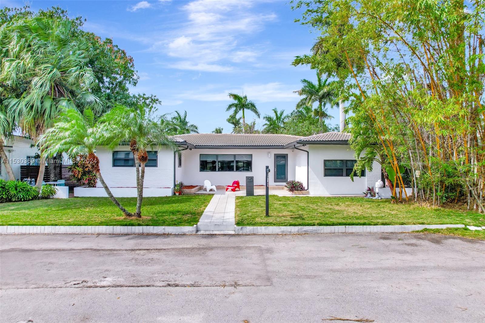 10610 NE 11th Ave, Miami Shores, Florida 33138, 3 Bedrooms Bedrooms, ,3 BathroomsBathrooms,Residential,For Sale,10610 NE 11th Ave,A11530369