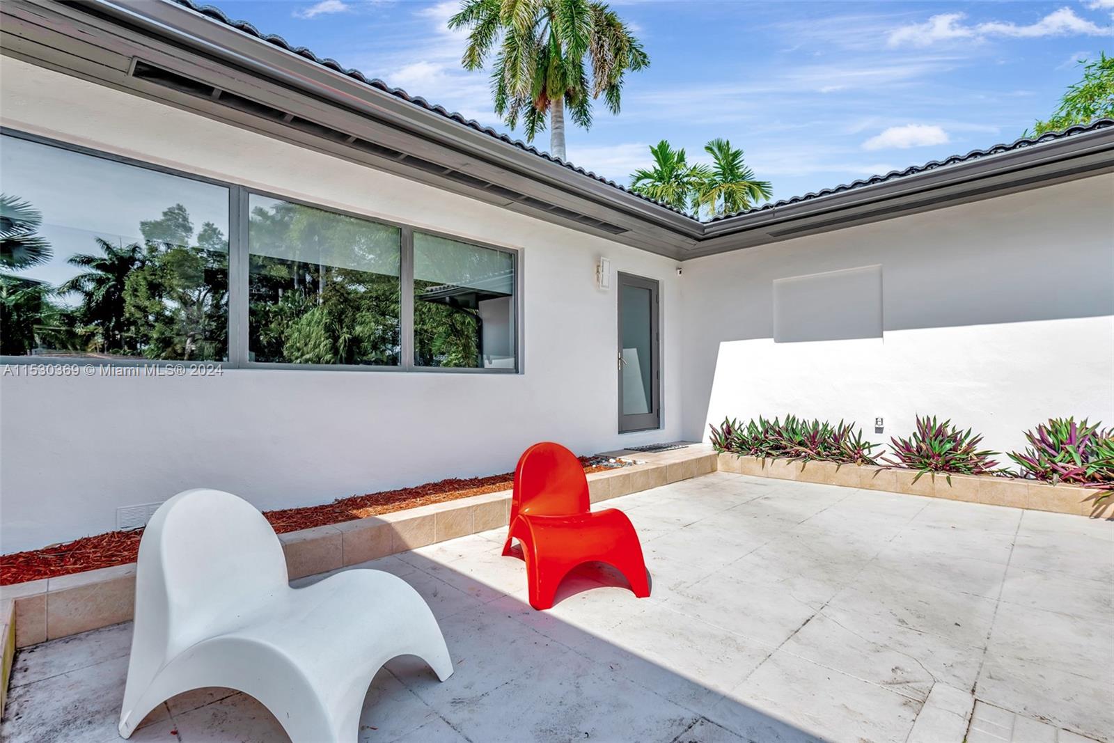 10610 NE 11th Ave, Miami Shores, Florida 33138, 3 Bedrooms Bedrooms, ,3 BathroomsBathrooms,Residential,For Sale,10610 NE 11th Ave,A11530369