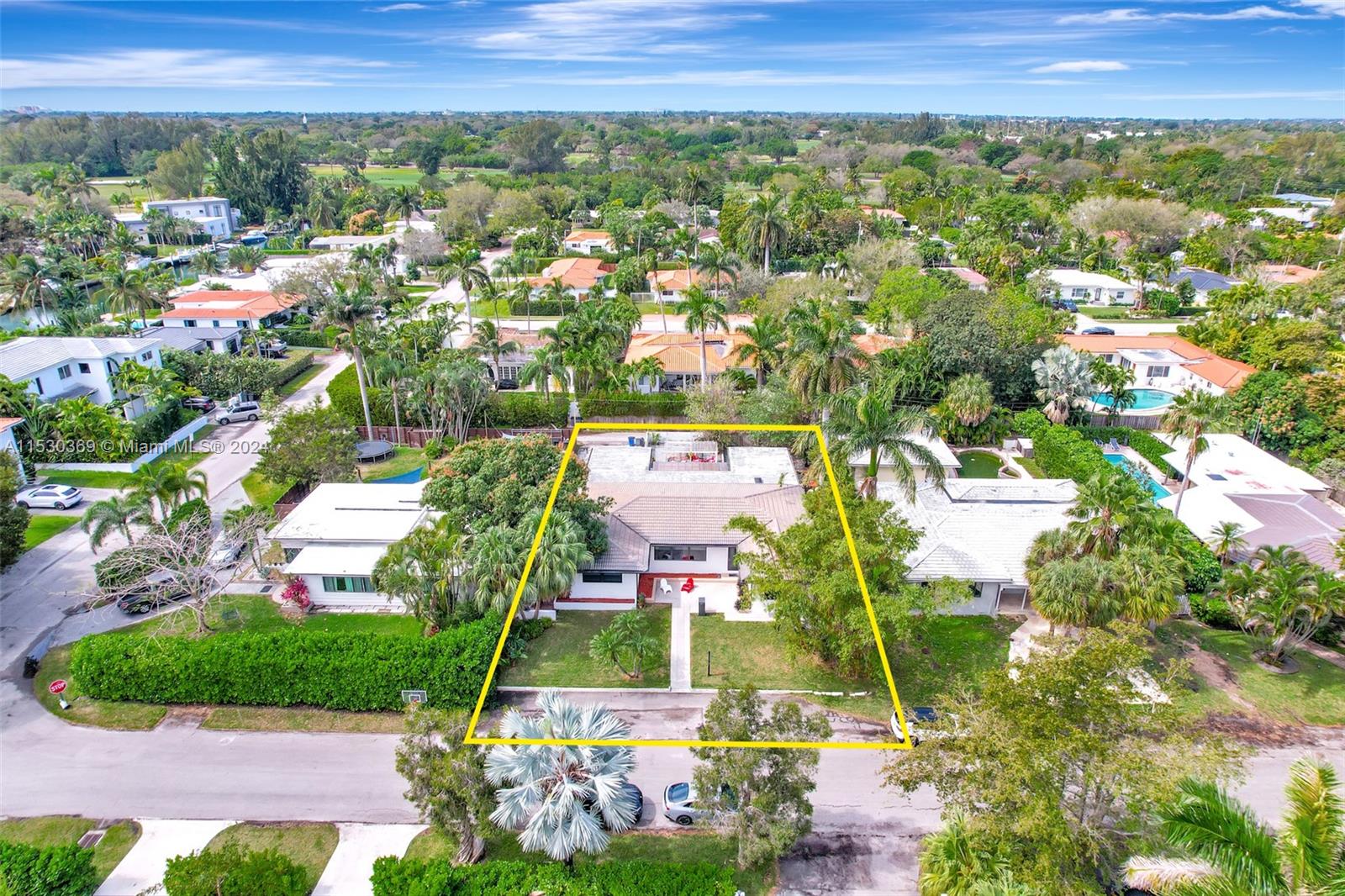 10610 NE 11th Ave, Miami Shores, Florida 33138, 3 Bedrooms Bedrooms, ,3 BathroomsBathrooms,Residential,For Sale,10610 NE 11th Ave,A11530369