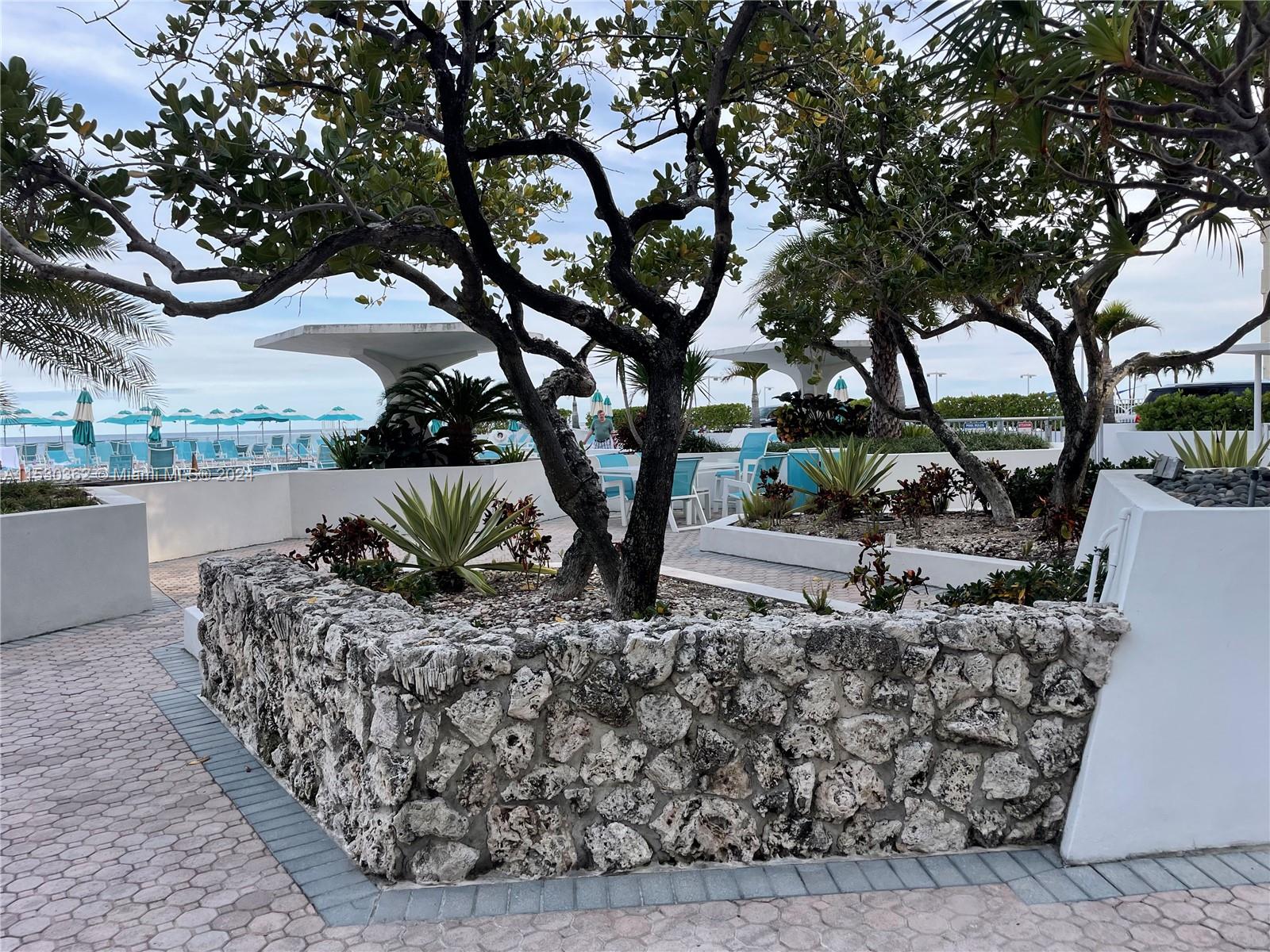 3140 S Ocean Dr 908, Hallandale Beach, Florida 33009, 1 Bedroom Bedrooms, ,1 BathroomBathrooms,Residential,For Sale,3140 S Ocean Dr 908,A11530362