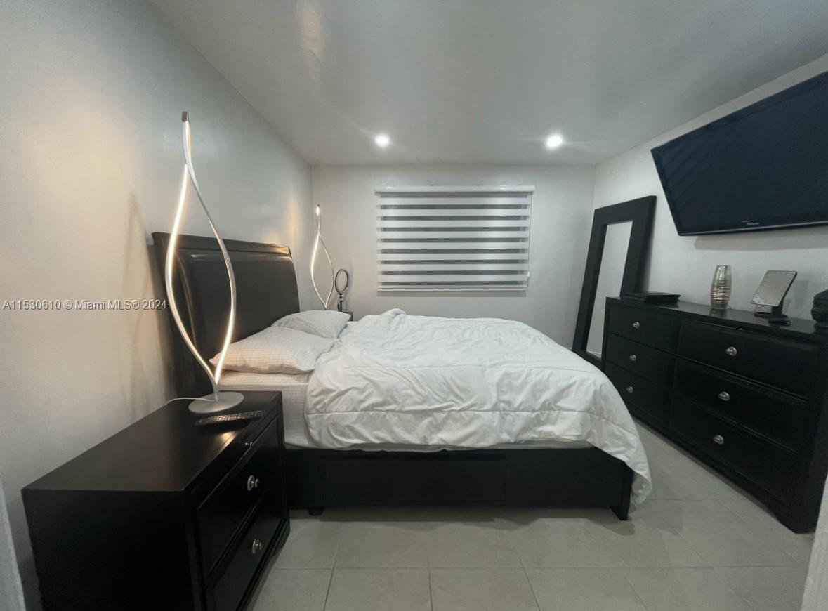 15500 SW 80th St A-204, Miami, Florida 33193, 1 Bedroom Bedrooms, ,1 BathroomBathrooms,Residentiallease,For Rent,15500 SW 80th St A-204,A11530610