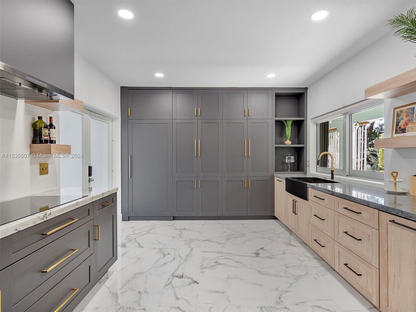 4431 Alton Rd, Miami Beach, FL, 33140 United States, 5 Bedrooms Bedrooms, ,6 BathroomsBathrooms,Residential,For Sale,Alton Rd,A11530507