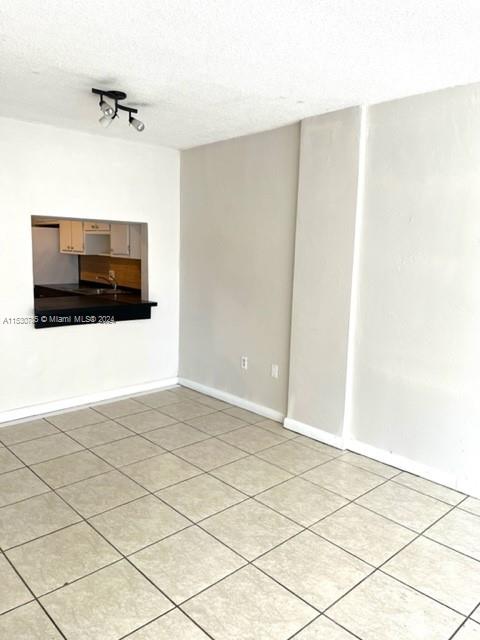 North Miami Beach, Florida 33162, 1 Bedroom Bedrooms, ,1 BathroomBathrooms,Residentiallease,For Rent,A11530785