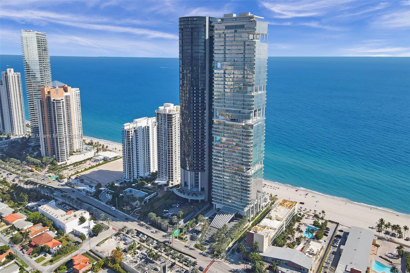 18501 Collins Ave, Sunny Isles Beach, FL, 33160 United States, 3 Bedrooms Bedrooms, ,4 BathroomsBathrooms,Residential,For Sale,Collins Ave,A11528710