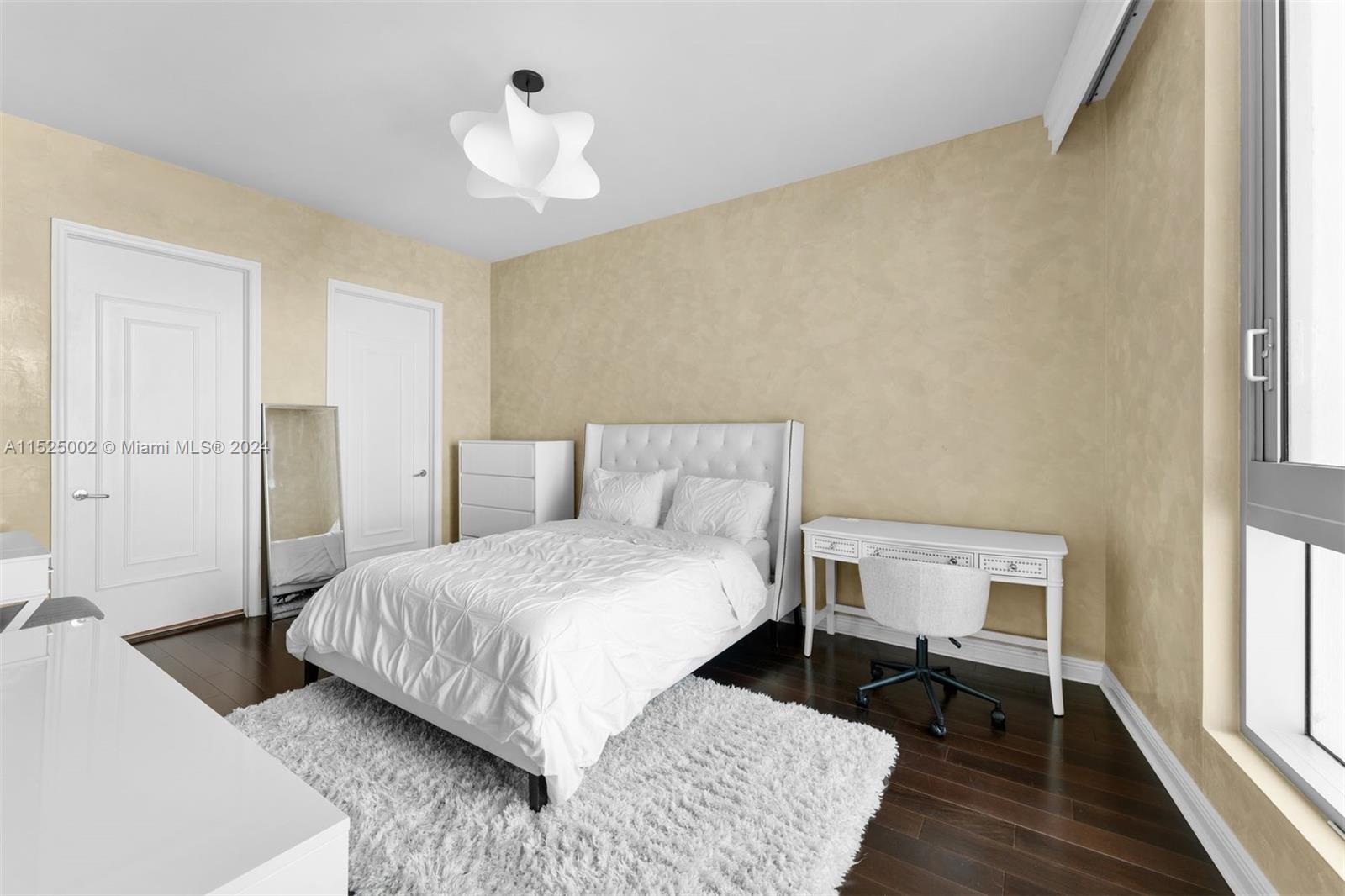 5959 Collins Ave, Miami Beach, FL, 33140 United States, 2 Bedrooms Bedrooms, ,3 BathroomsBathrooms,Residential,For Sale,Collins Ave,A11525002