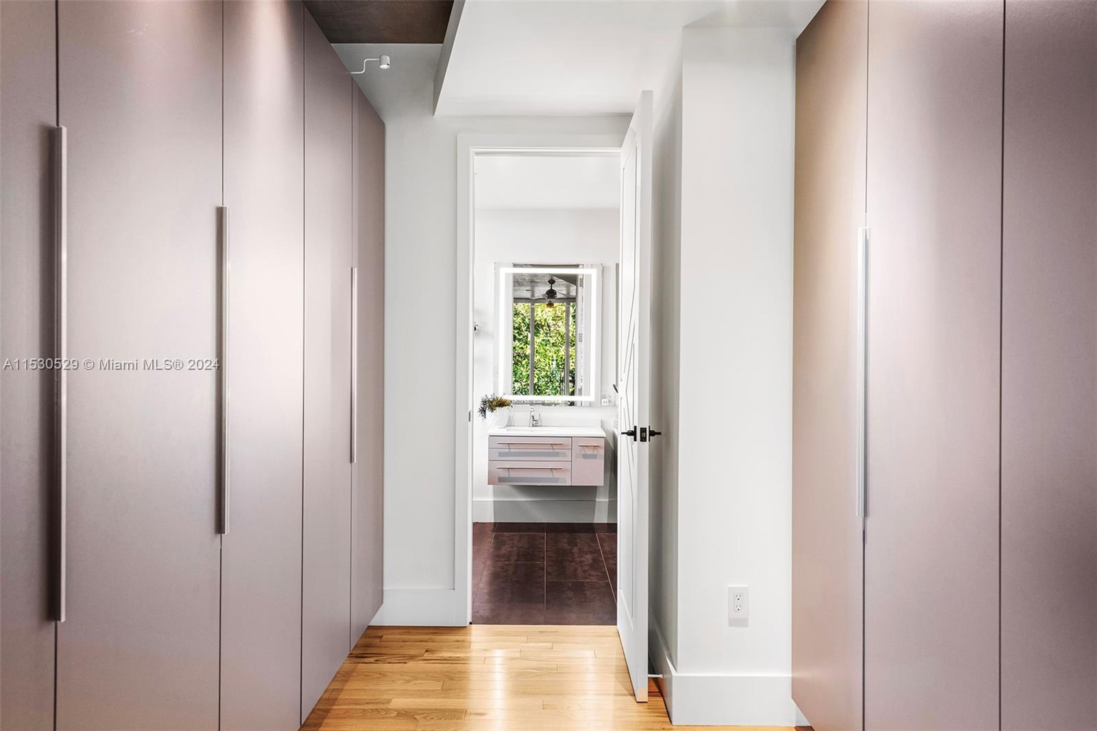 109 8th Dilido Ter, Miami Beach, FL, 33139 United States, 5 Bedrooms Bedrooms, ,4 BathroomsBathrooms,Residential,For Sale,8th Dilido Ter,A11530529