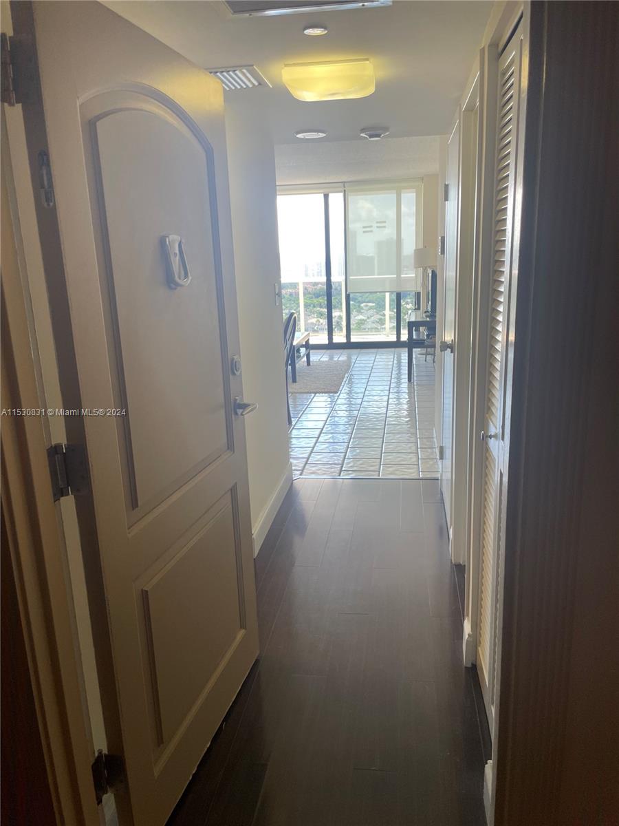 3625 N Country Club Dr 2407, Aventura, Florida 33180, 1 Bedroom Bedrooms, ,1 BathroomBathrooms,Residential,For Sale,3625 N Country Club Dr 2407,A11530831