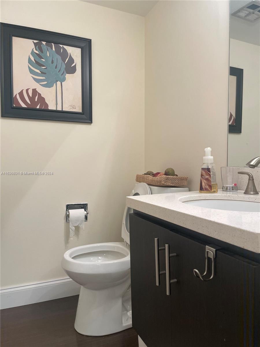 3625 N Country Club Dr 2407, Aventura, Florida 33180, 1 Bedroom Bedrooms, ,1 BathroomBathrooms,Residential,For Sale,3625 N Country Club Dr 2407,A11530831