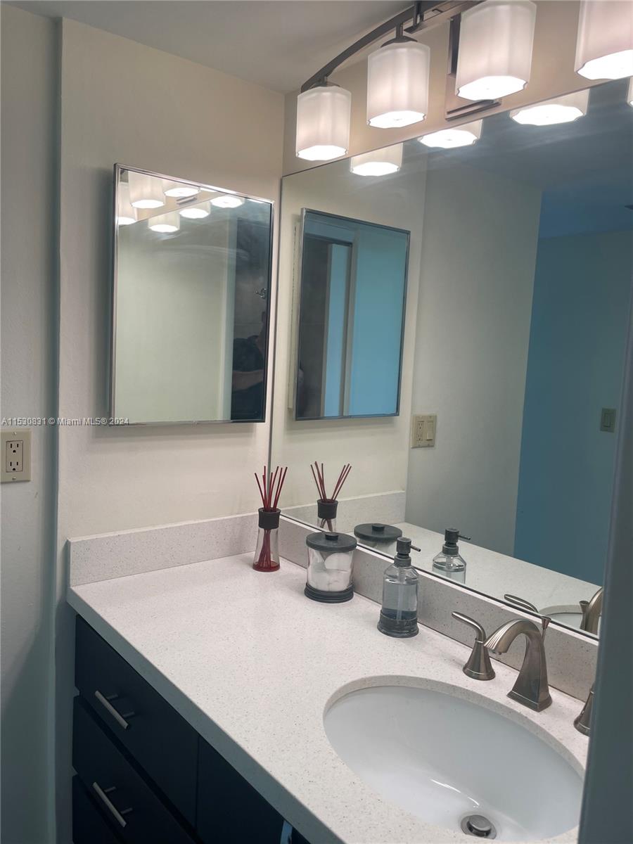 3625 N Country Club Dr 2407, Aventura, Florida 33180, 1 Bedroom Bedrooms, ,1 BathroomBathrooms,Residential,For Sale,3625 N Country Club Dr 2407,A11530831