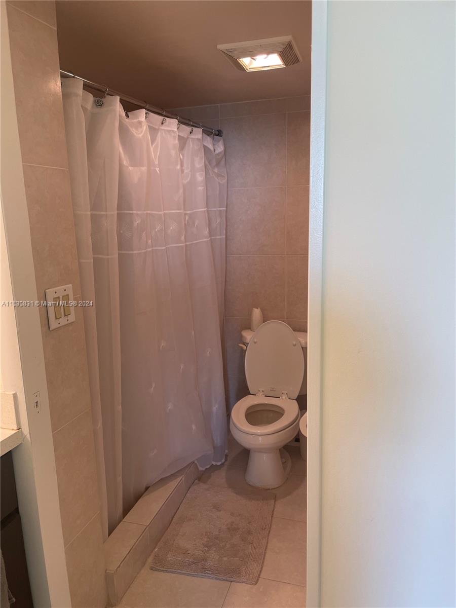 3625 N Country Club Dr 2407, Aventura, Florida 33180, 1 Bedroom Bedrooms, ,1 BathroomBathrooms,Residential,For Sale,3625 N Country Club Dr 2407,A11530831