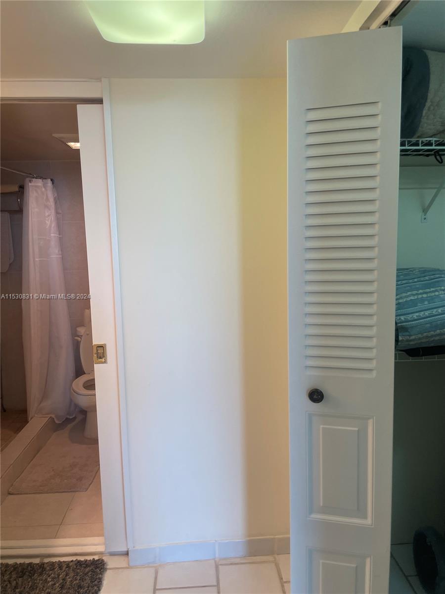 3625 N Country Club Dr 2407, Aventura, Florida 33180, 1 Bedroom Bedrooms, ,1 BathroomBathrooms,Residential,For Sale,3625 N Country Club Dr 2407,A11530831