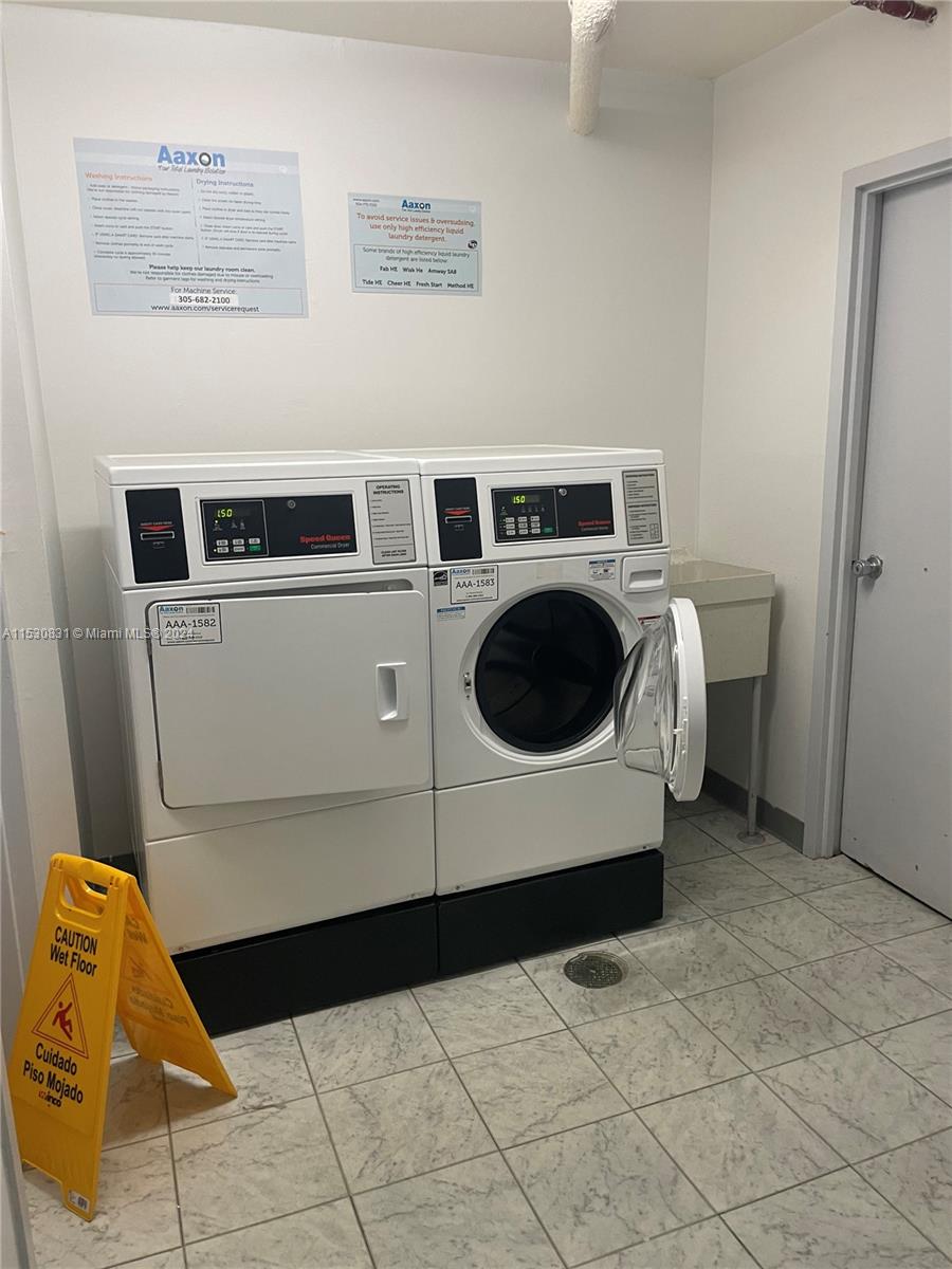 3625 N Country Club Dr 2407, Aventura, Florida 33180, 1 Bedroom Bedrooms, ,1 BathroomBathrooms,Residential,For Sale,3625 N Country Club Dr 2407,A11530831