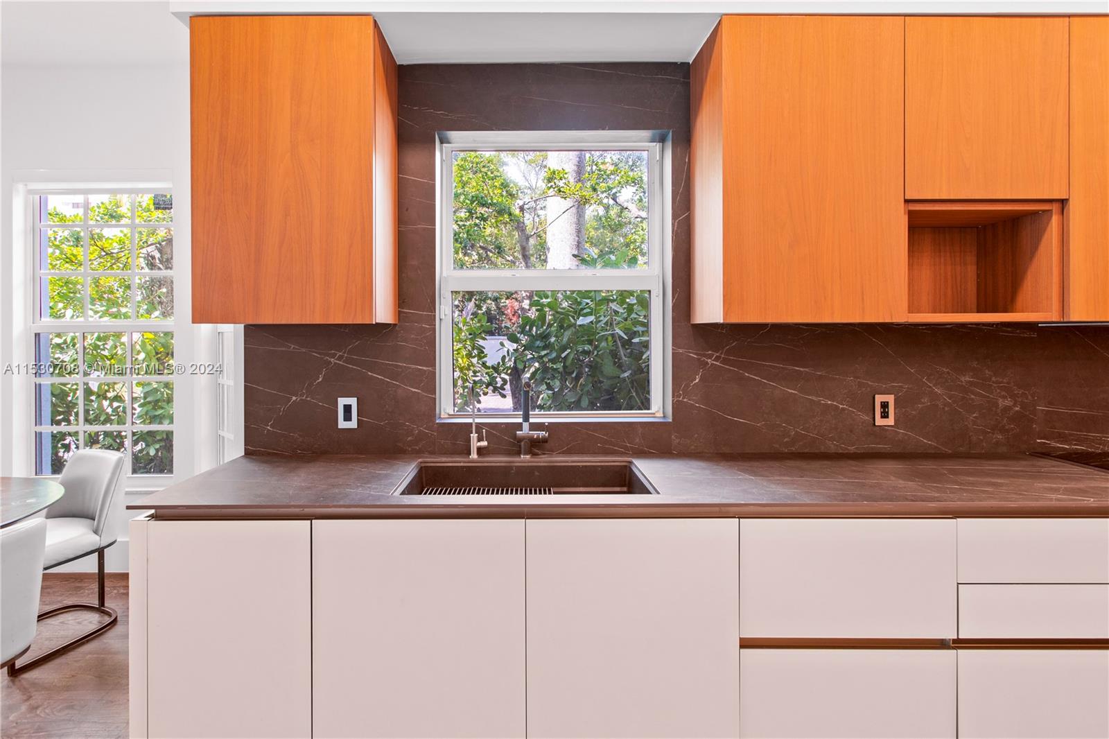 3686 NE 195 Ln, Aventura, Florida 33180, 3 Bedrooms Bedrooms, 8 Rooms Rooms,4 BathroomsBathrooms,Residential,For Sale,3686 NE 195 Ln,A11530708