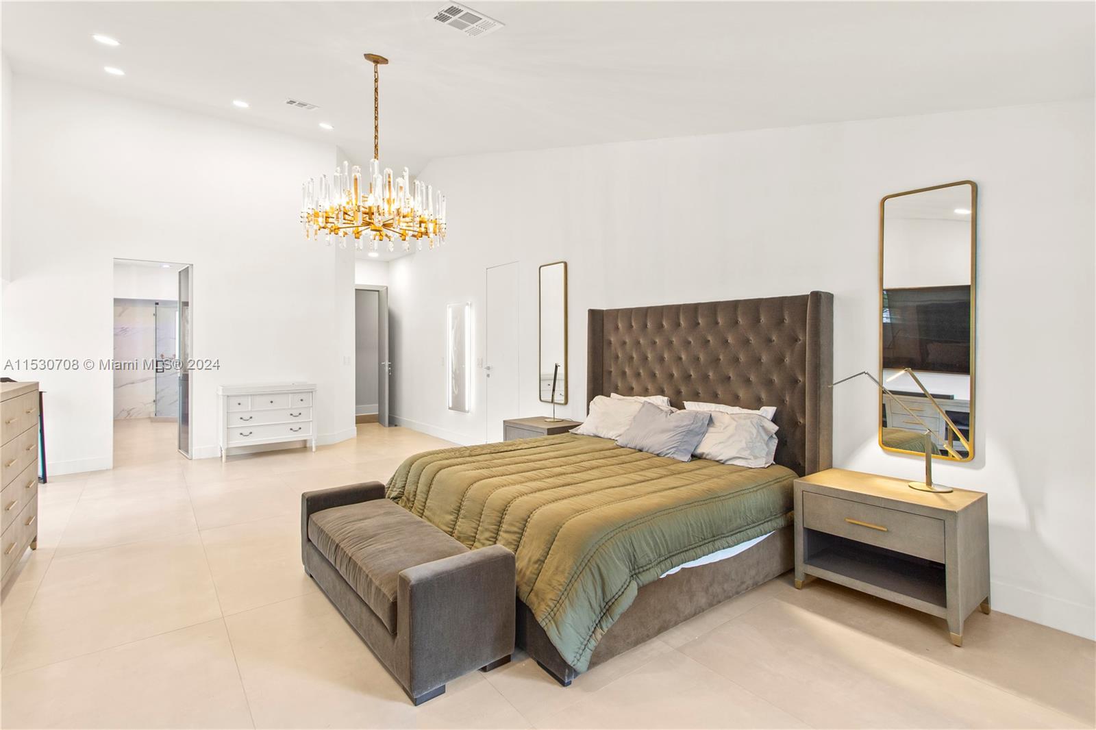 3686 NE 195 Ln, Aventura, Florida 33180, 3 Bedrooms Bedrooms, 8 Rooms Rooms,4 BathroomsBathrooms,Residential,For Sale,3686 NE 195 Ln,A11530708