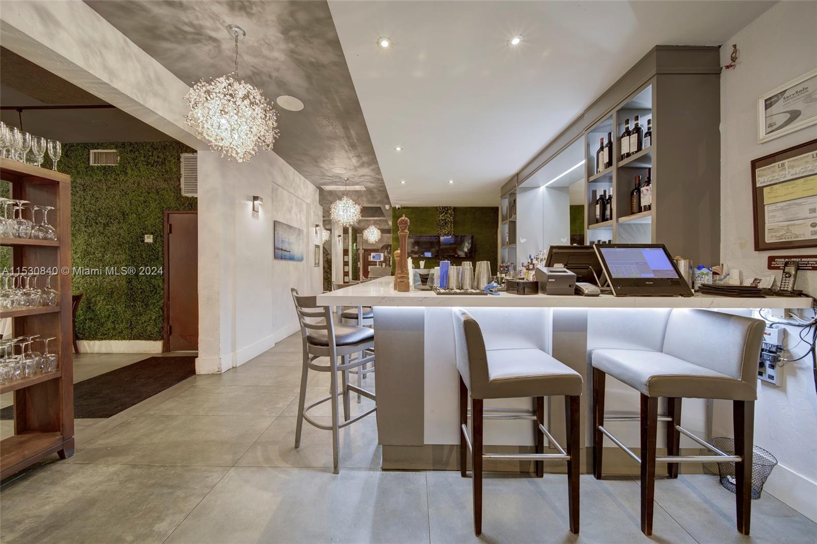 Full-Service Restaurant with Liquor License For Sa, Coral Gables, Florida 33134, ,Businessopportunity,For Sale,Full-Service Restaurant with Liquor License For Sa,A11530840