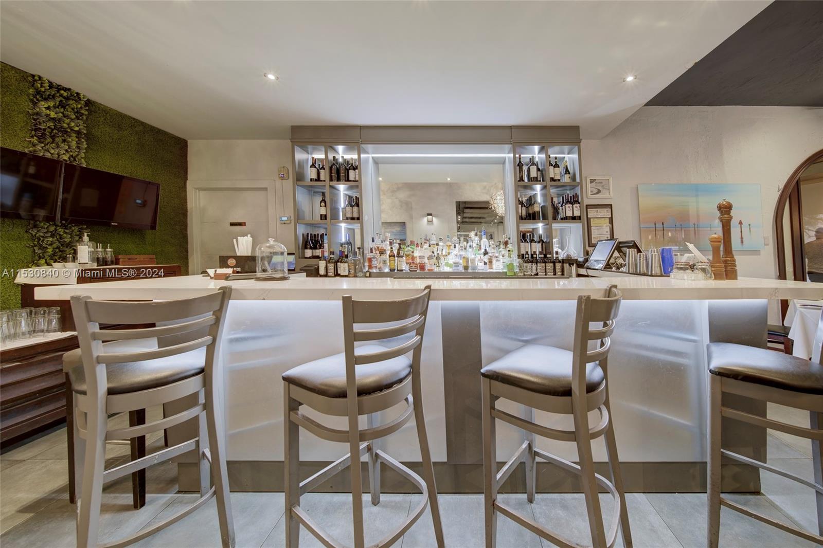 Full-Service Restaurant with Liquor License For Sa, Coral Gables, Florida 33134, ,Businessopportunity,For Sale,Full-Service Restaurant with Liquor License For Sa,A11530840