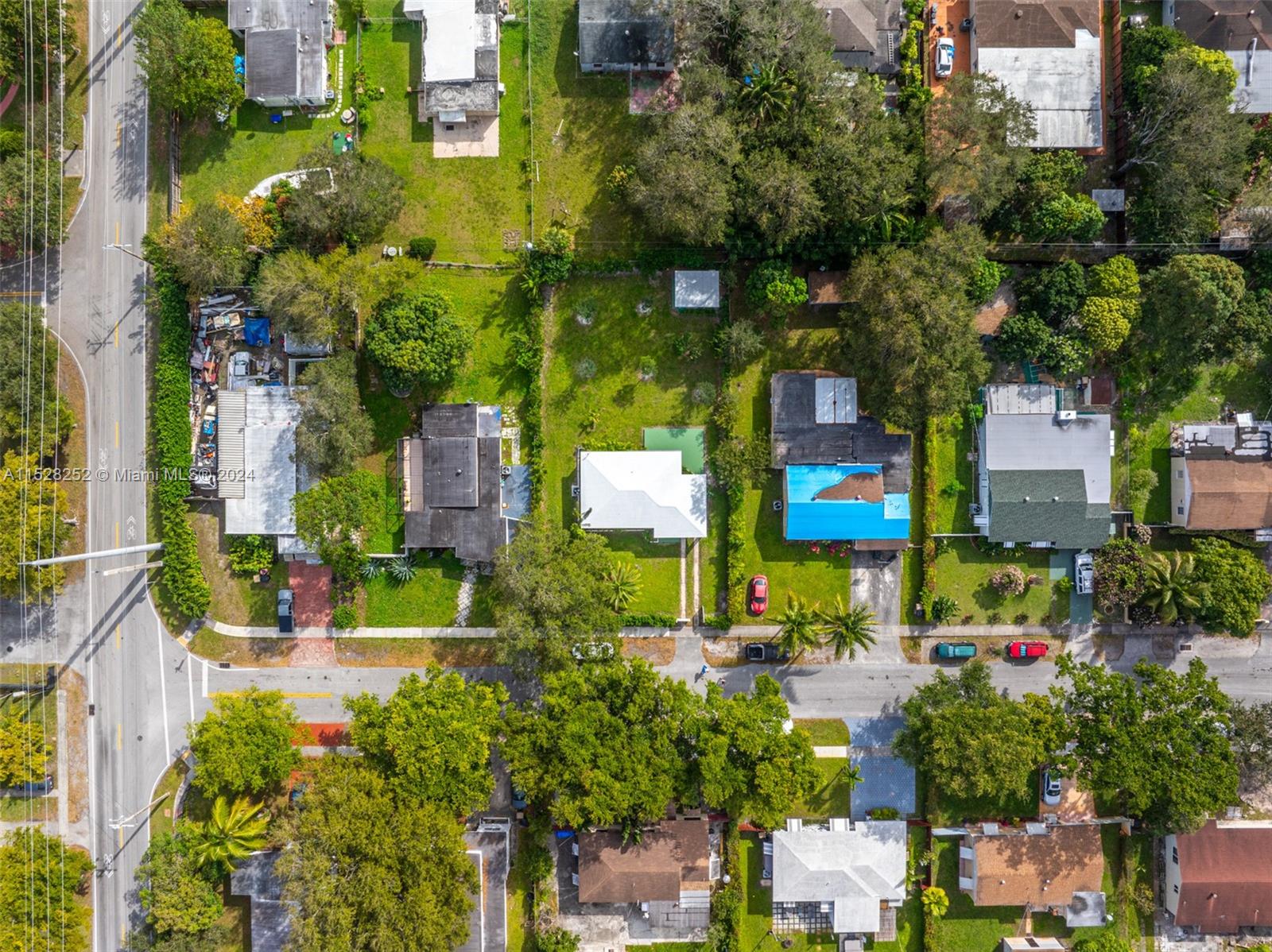 1560 NE 138th St, North Miami, Florida 33161, 2 Bedrooms Bedrooms, ,1 BathroomBathrooms,Residential,For Sale,1560 NE 138th St,A11528252