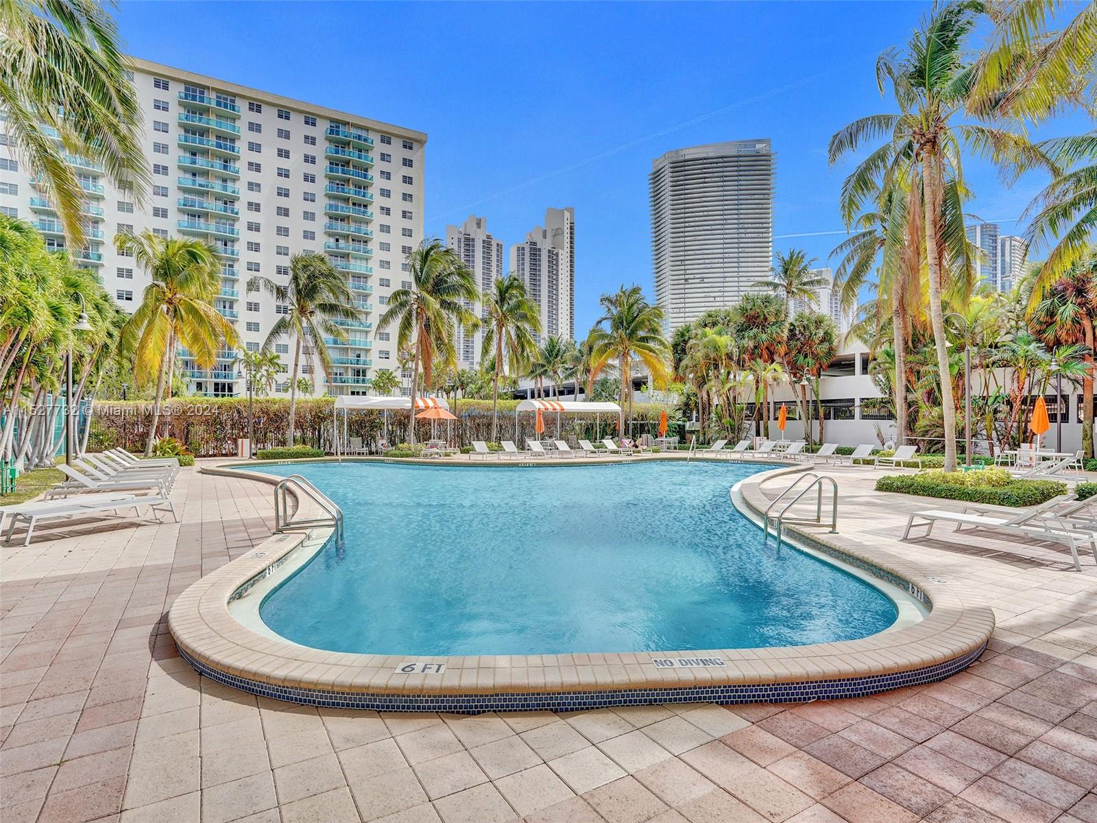 19380 Collins Ave, Sunny Isles Beach, FL, 33160 United States, 1 Bedroom Bedrooms, ,1 BathroomBathrooms,Residential,For Sale,Collins Ave,A11527732