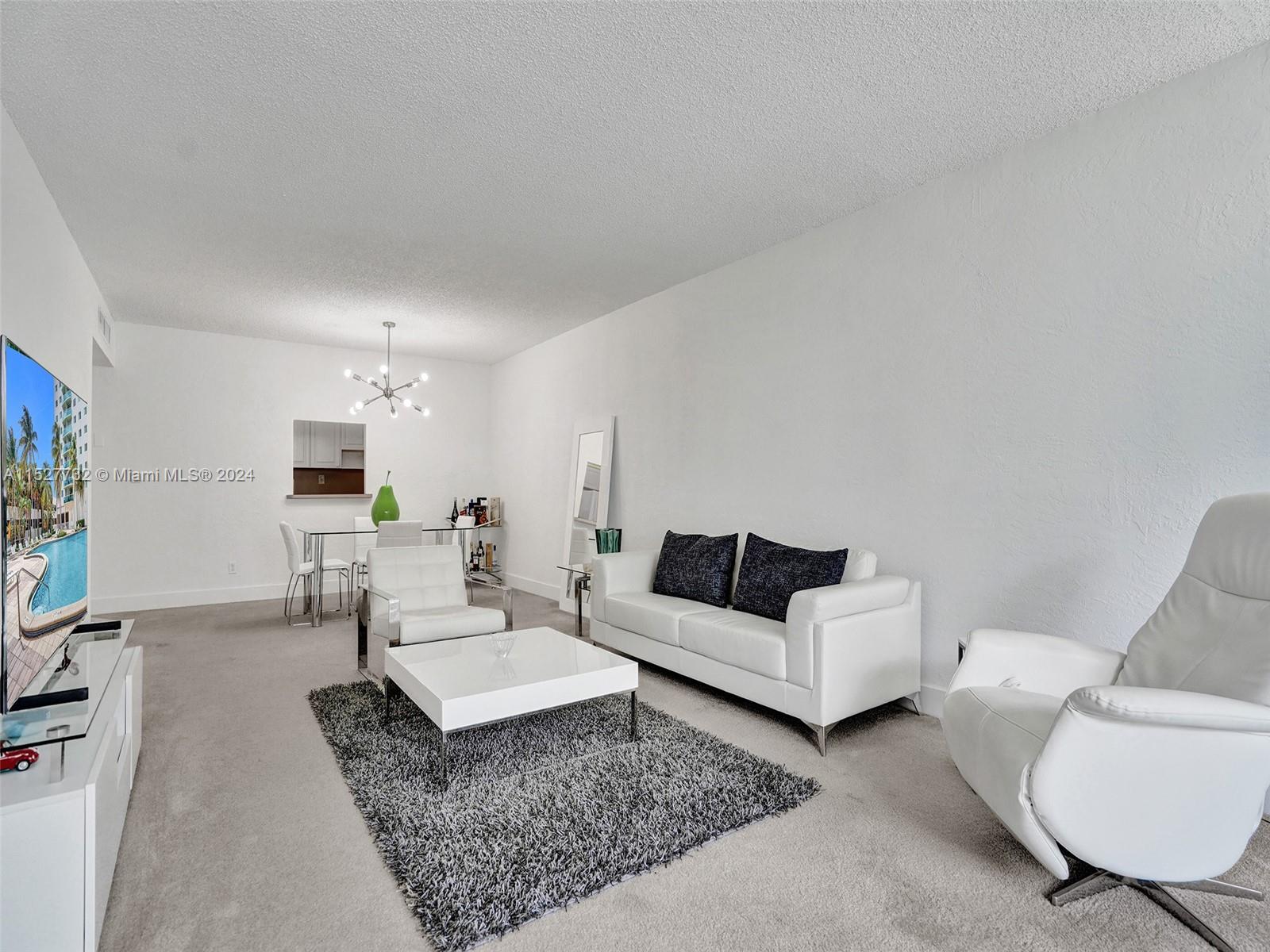 19380 Collins Ave, Sunny Isles Beach, FL, 33160 United States, 1 Bedroom Bedrooms, ,1 BathroomBathrooms,Residential,For Sale,Collins Ave,A11527732