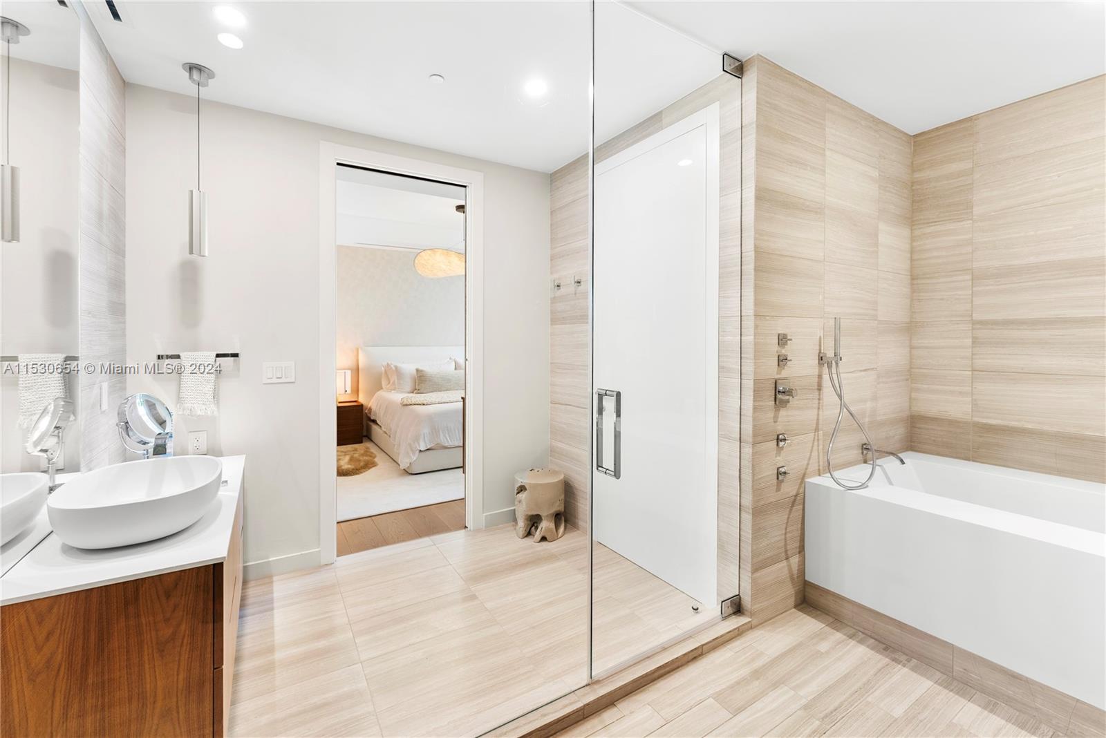 4701 Meridian Ave, Miami Beach, FL, 33140 United States, 2 Bedrooms Bedrooms, ,2 BathroomsBathrooms,Residential,For Sale,Meridian Ave,A11530654