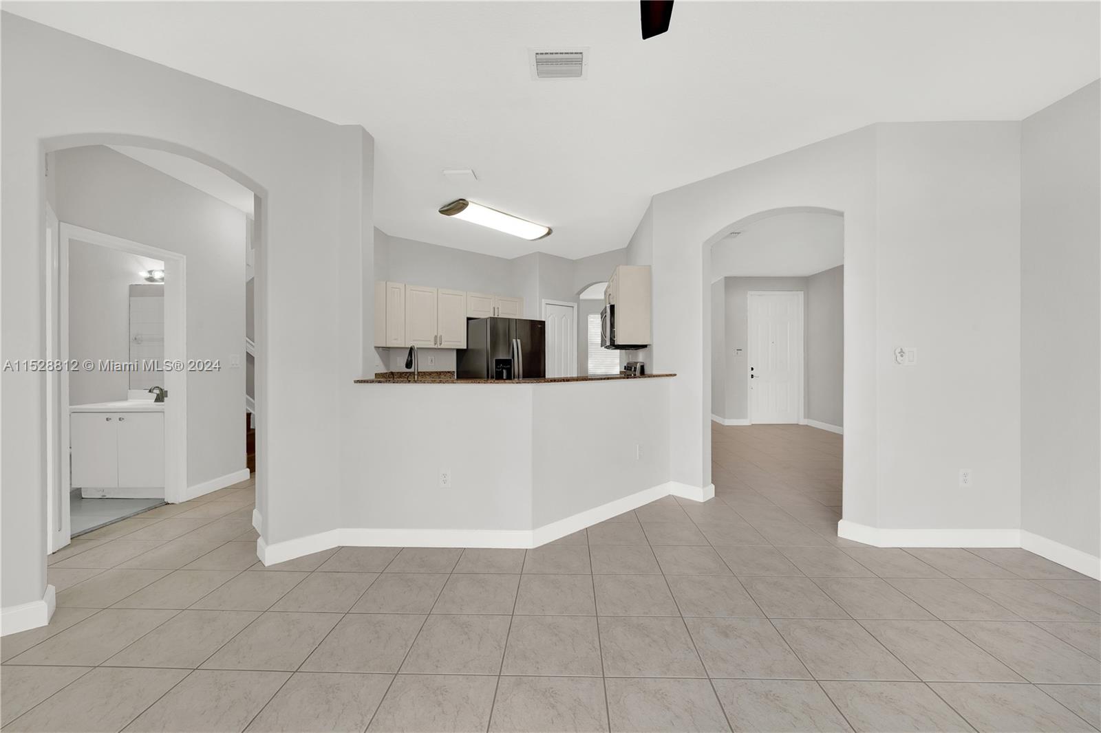 8450 NW 113th Psge, Doral, Florida 33178, 4 Bedrooms Bedrooms, ,3 BathroomsBathrooms,Residential,For Sale,8450 NW 113th Psge,A11528812