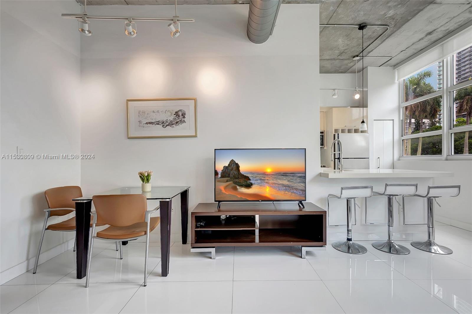 2001 Biscayne Blvd 3213, Miami, Florida 33137, ,1 BathroomBathrooms,Residentiallease,For Rent,2001 Biscayne Blvd 3213,A11530809