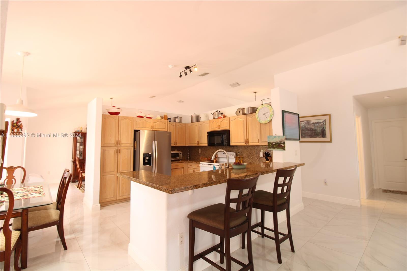 With snack bar, seen from family room