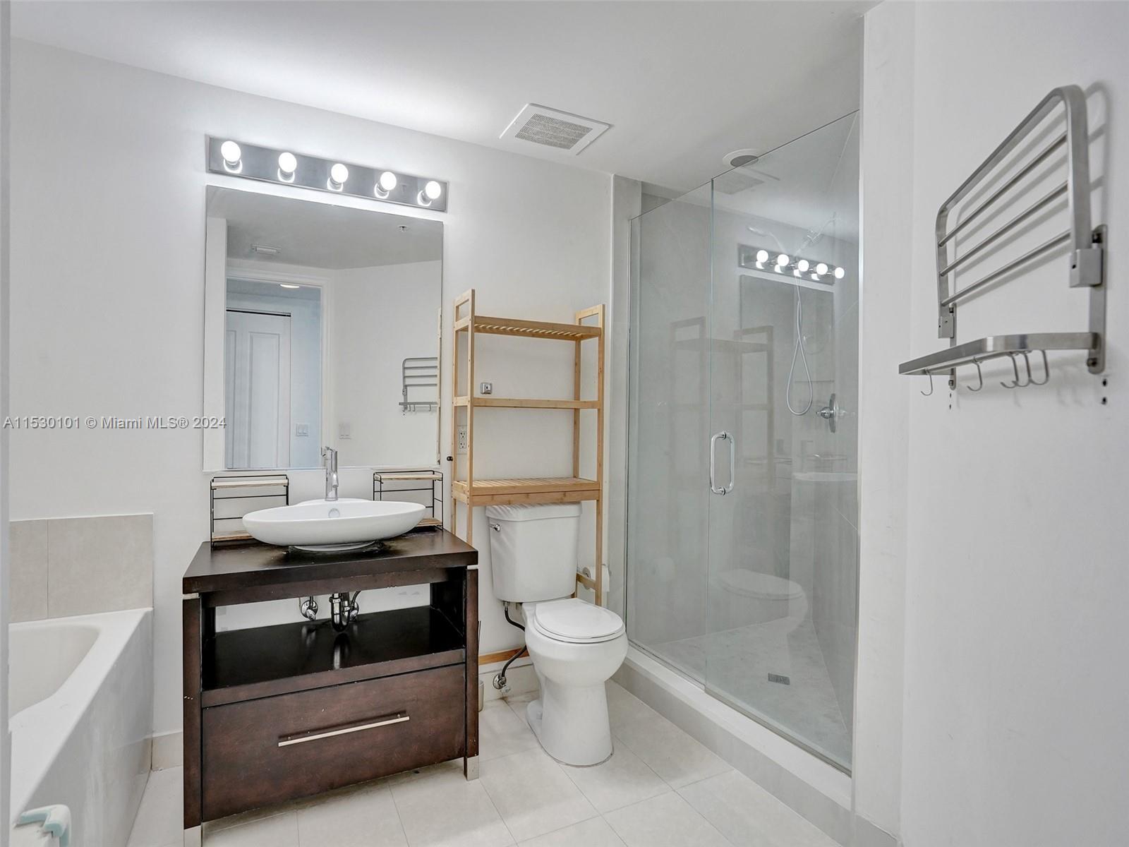 480 NE 30th St 901, Miami, Florida 33137, 2 Bedrooms Bedrooms, ,2 BathroomsBathrooms,Residentiallease,For Rent,480 NE 30th St 901,A11530101