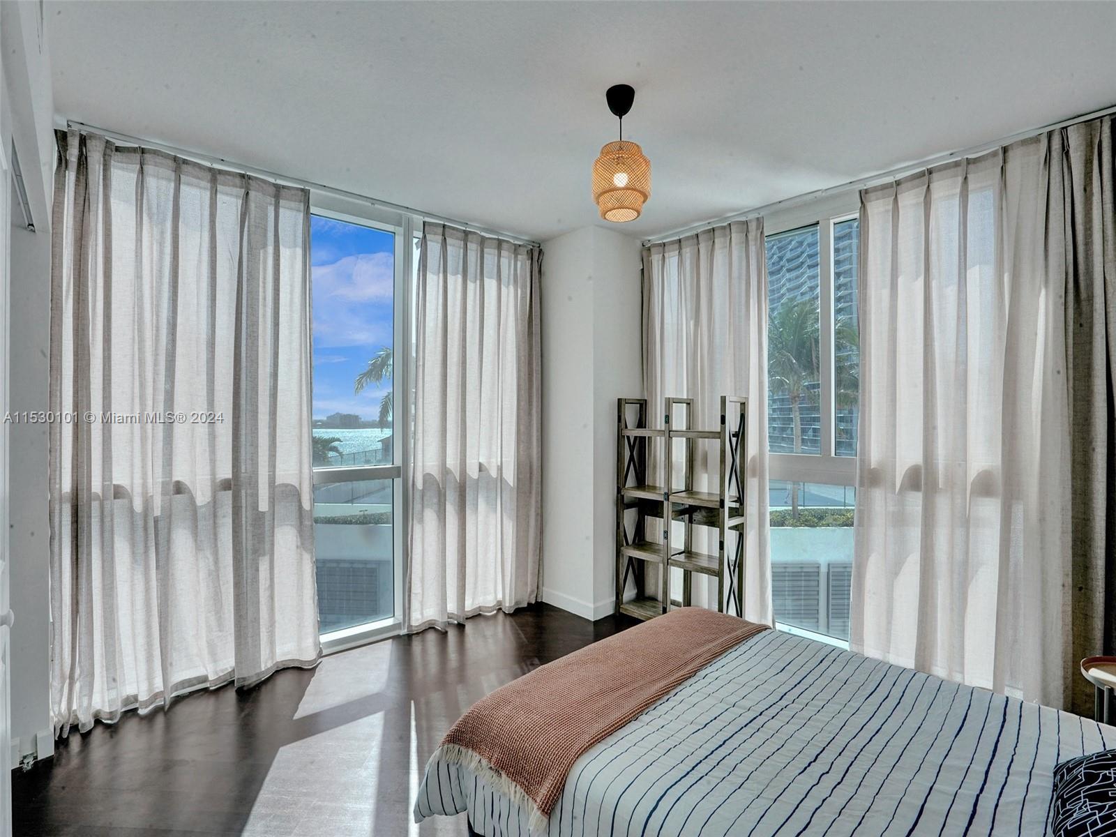 480 NE 30th St 901, Miami, Florida 33137, 2 Bedrooms Bedrooms, ,2 BathroomsBathrooms,Residentiallease,For Rent,480 NE 30th St 901,A11530101