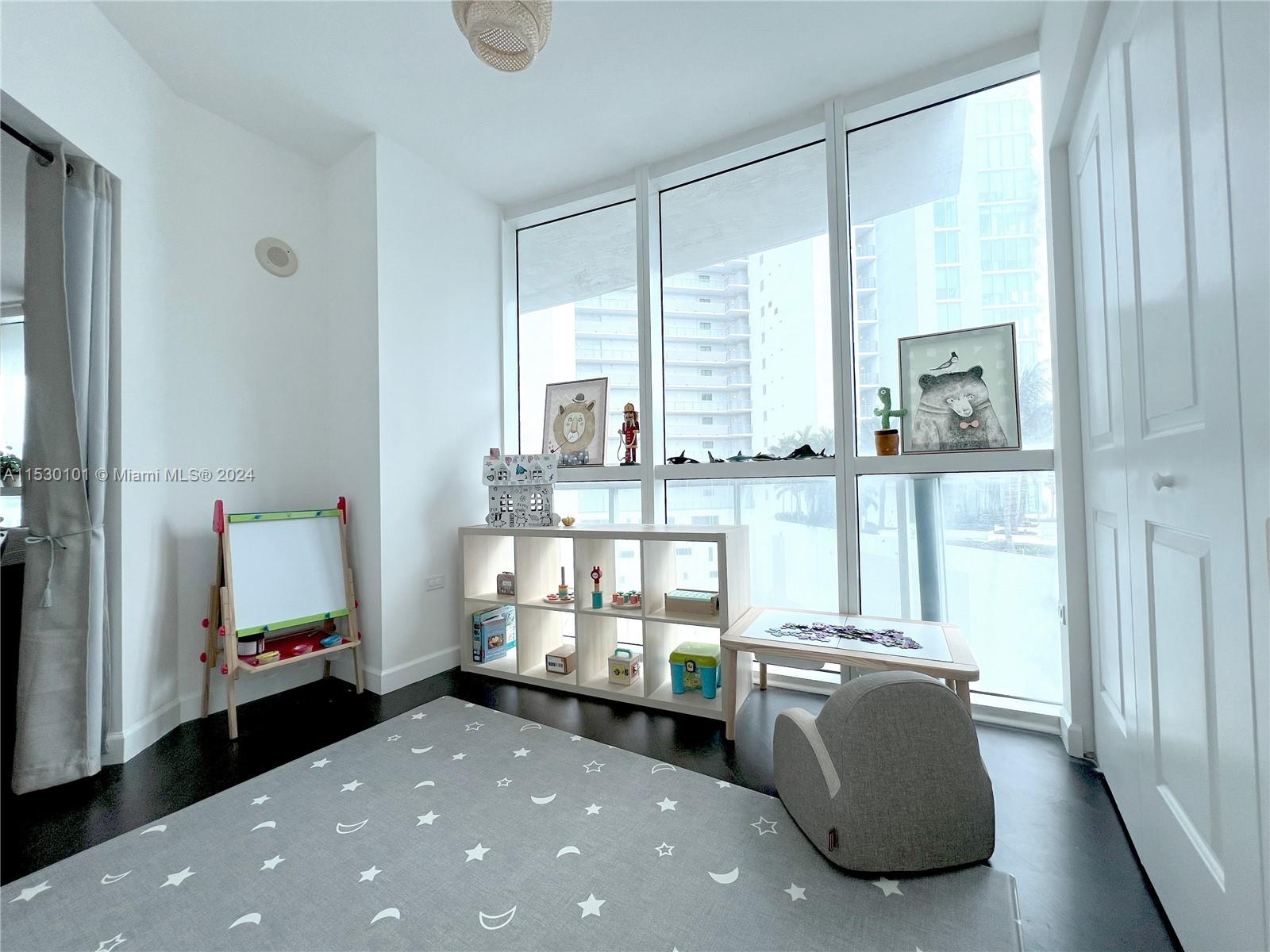 480 NE 30th St 901, Miami, Florida 33137, 2 Bedrooms Bedrooms, ,2 BathroomsBathrooms,Residentiallease,For Rent,480 NE 30th St 901,A11530101