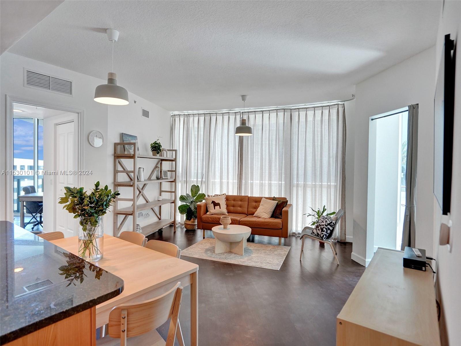 480 NE 30th St 901, Miami, Florida 33137, 2 Bedrooms Bedrooms, ,2 BathroomsBathrooms,Residentiallease,For Rent,480 NE 30th St 901,A11530101