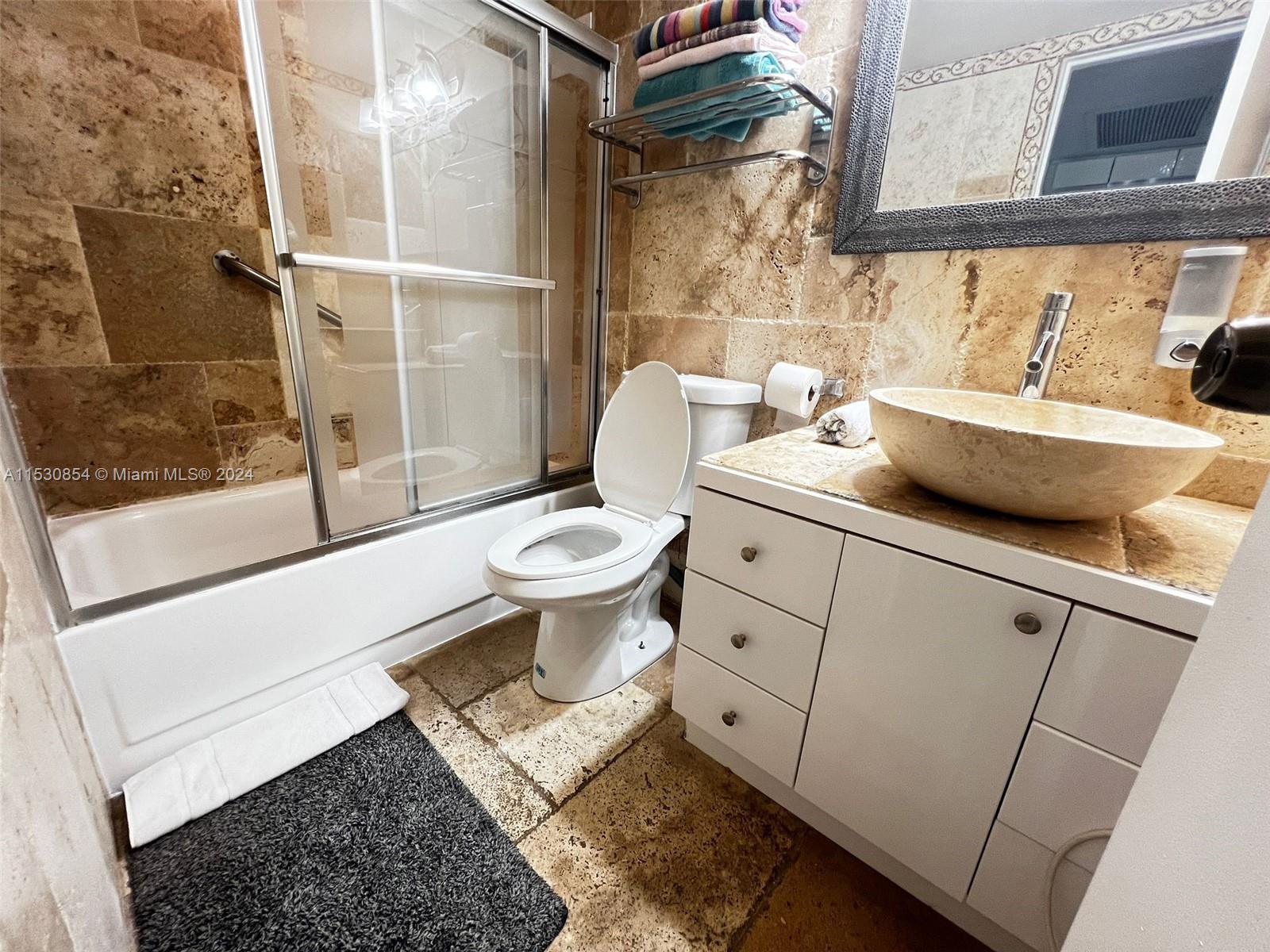 19201 Collins Ave 825, Sunny Isles Beach, Florida 33160, ,1 BathroomBathrooms,Residential,For Sale,19201 Collins Ave 825,A11530854