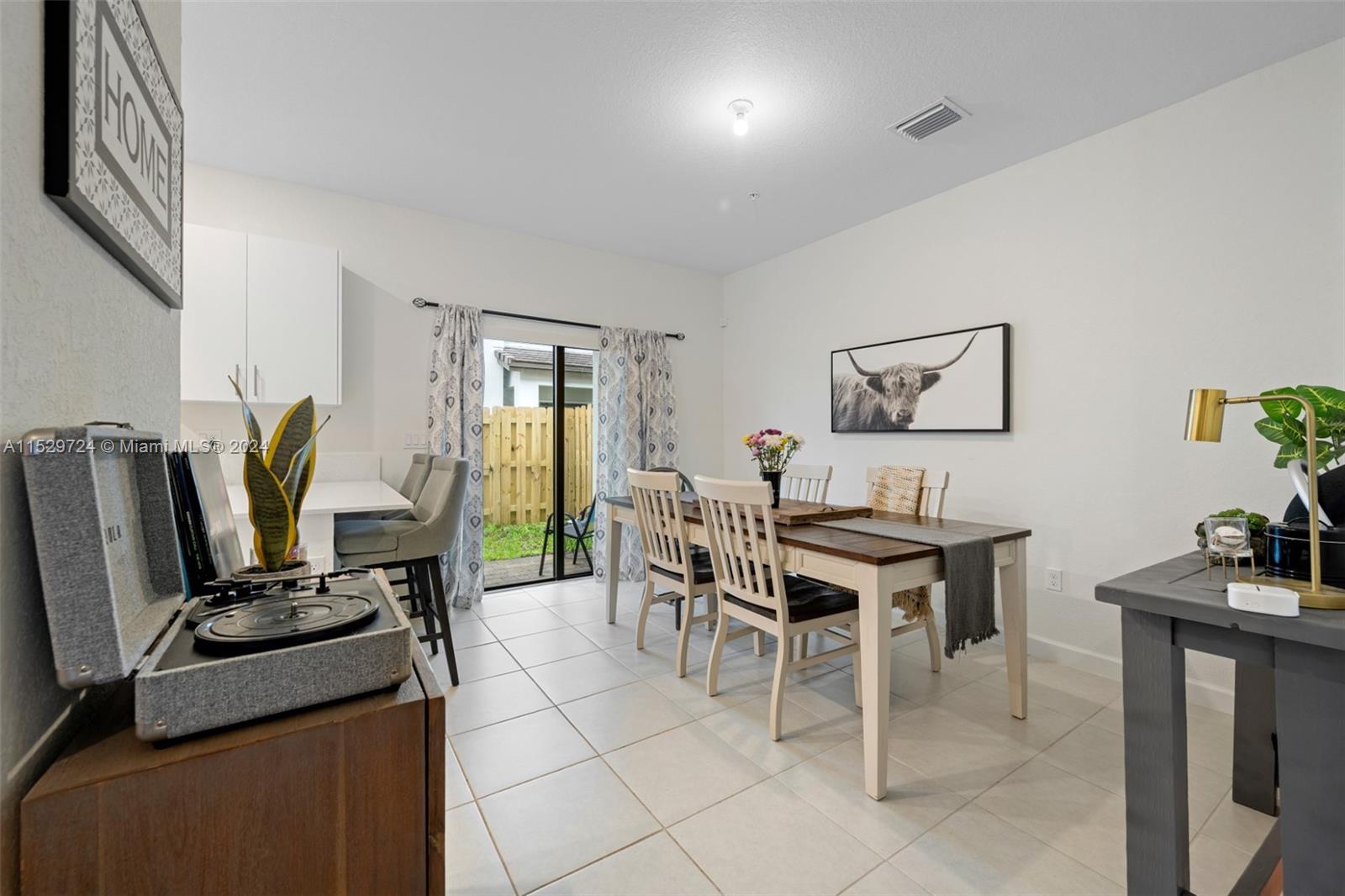 253 SW 159th Way 253, Pembroke Pines, Florida 33027, 3 Bedrooms Bedrooms, ,2 BathroomsBathrooms,Residential,For Sale,253 SW 159th Way 253,A11529724