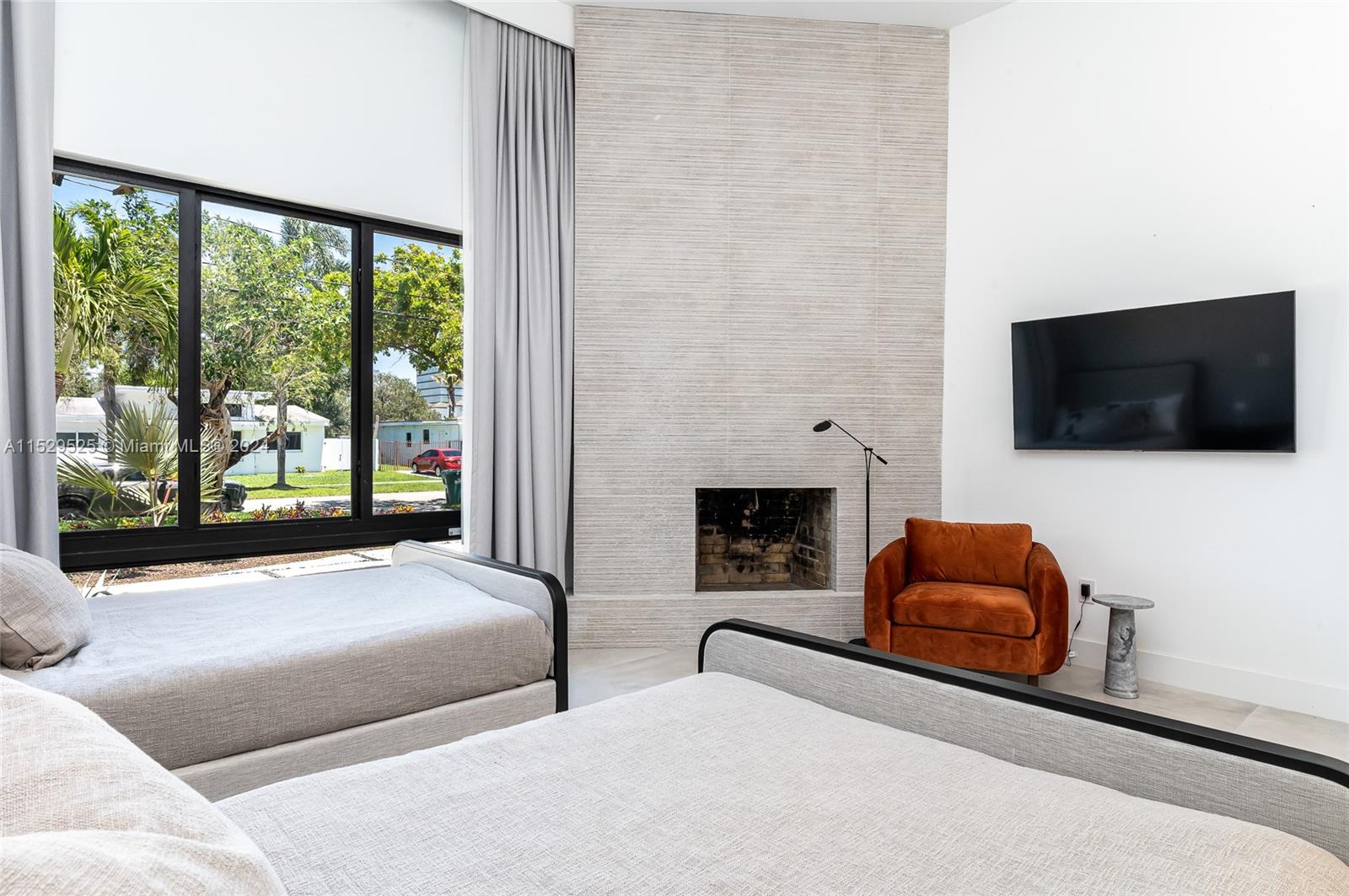 2560 NE 199th St, Miami, Florida 33180, 5 Bedrooms Bedrooms, ,5 BathroomsBathrooms,Residentiallease,For Rent,2560 NE 199th St,A11529525