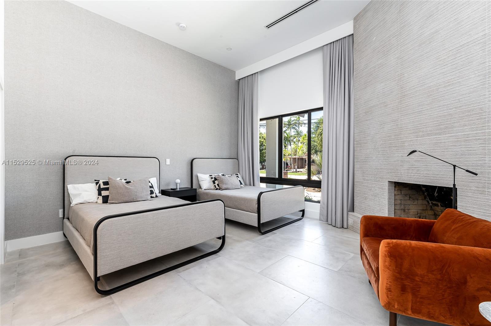 2560 NE 199th St, Miami, Florida 33180, 5 Bedrooms Bedrooms, ,5 BathroomsBathrooms,Residentiallease,For Rent,2560 NE 199th St,A11529525