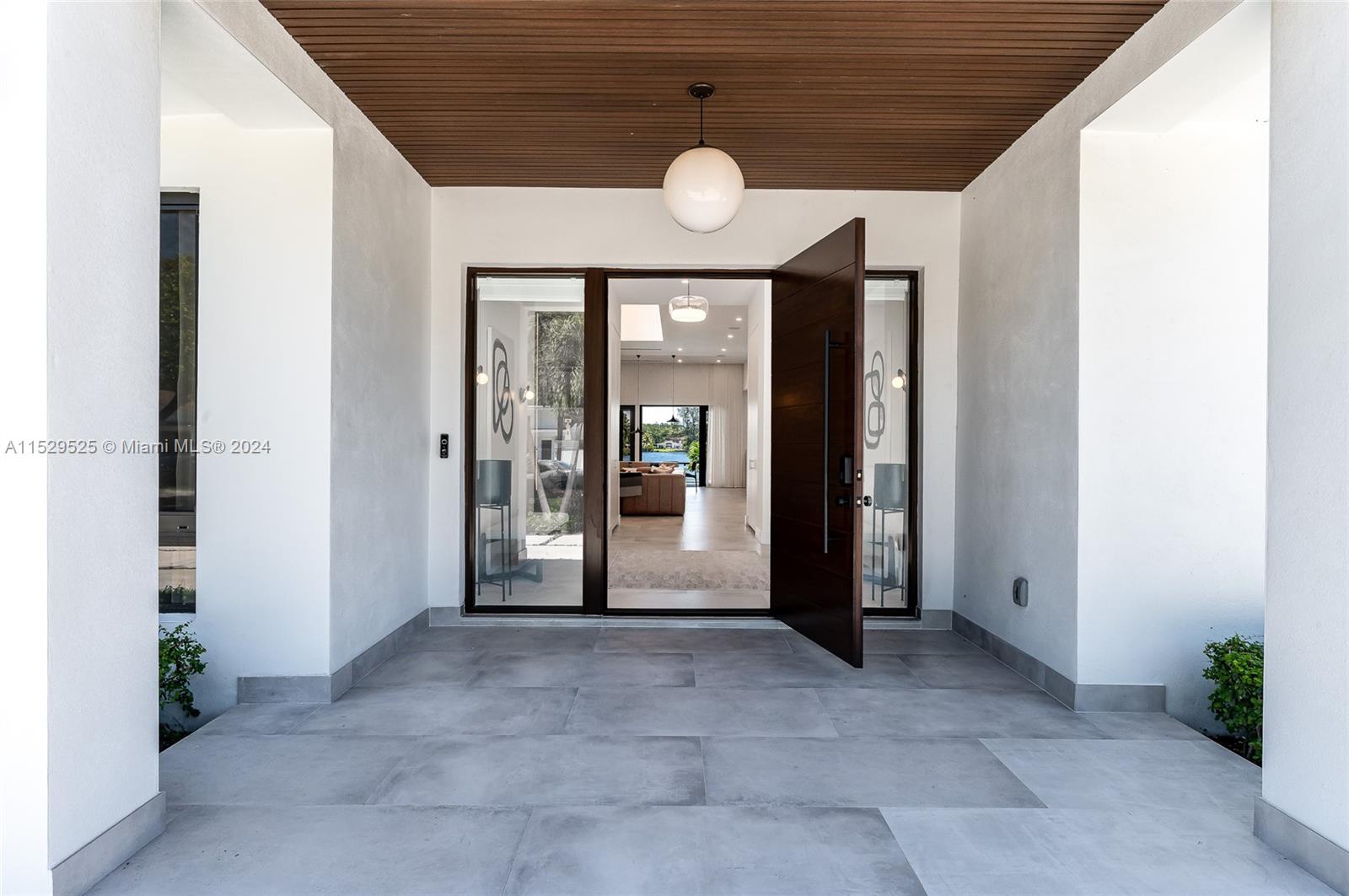 2560 NE 199th St, Miami, Florida 33180, 5 Bedrooms Bedrooms, ,5 BathroomsBathrooms,Residentiallease,For Rent,2560 NE 199th St,A11529525