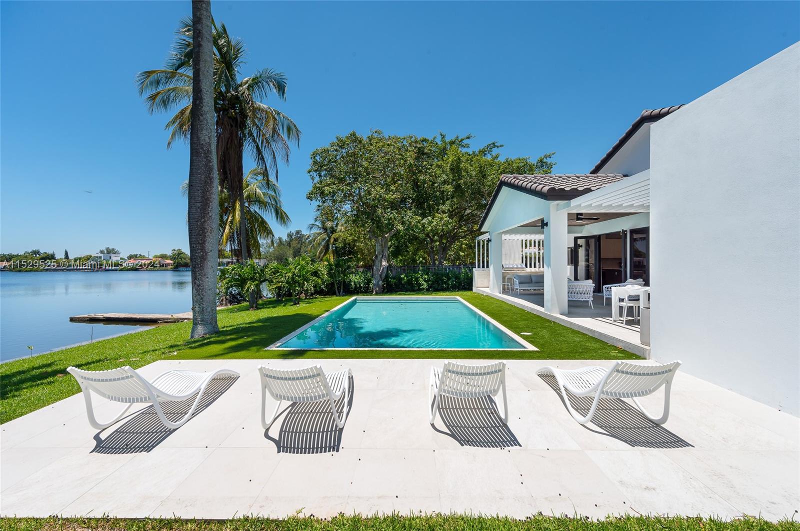 2560 NE 199th St, Miami, Florida 33180, 5 Bedrooms Bedrooms, ,5 BathroomsBathrooms,Residentiallease,For Rent,2560 NE 199th St,A11529525