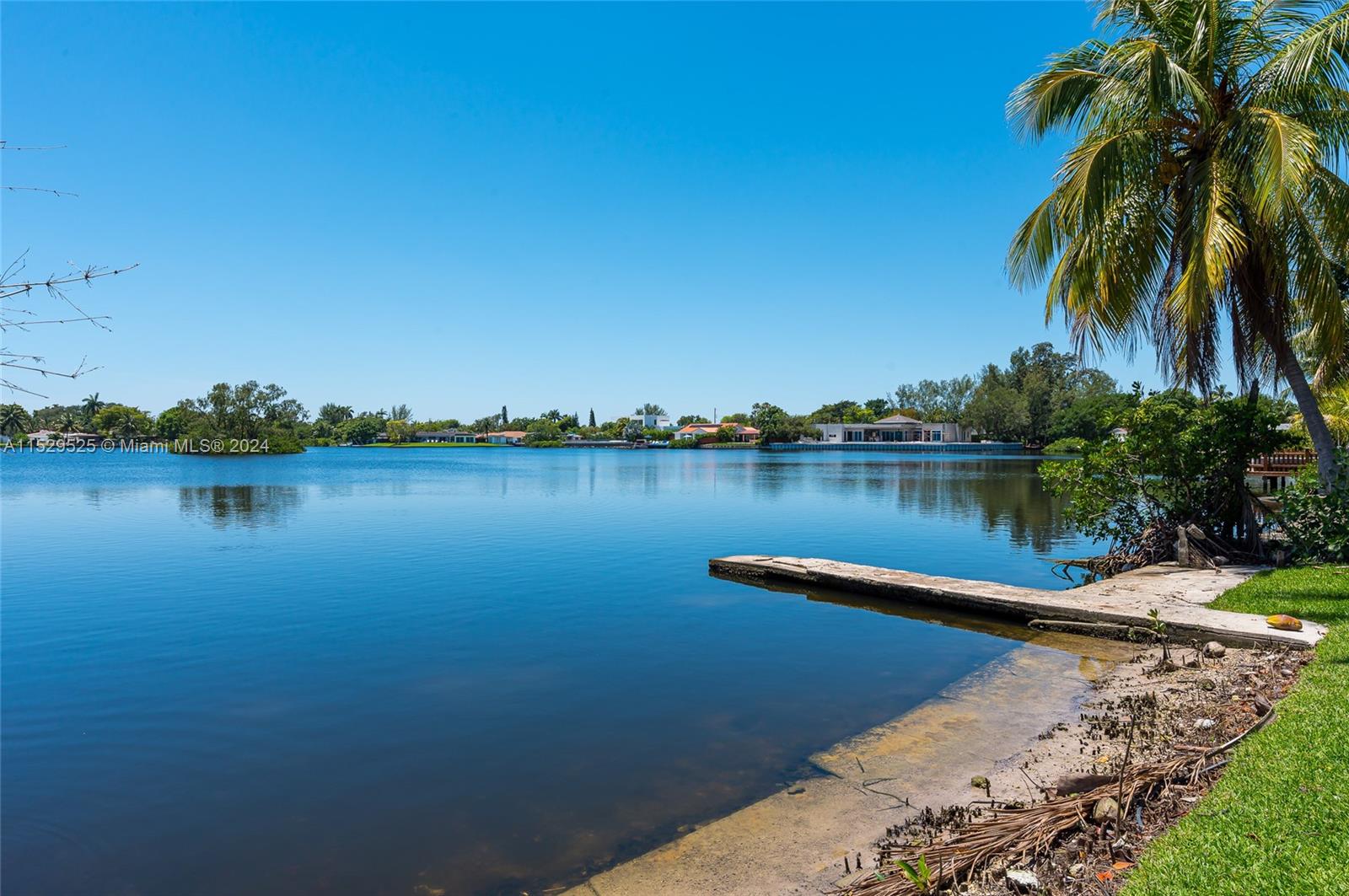 2560 NE 199th St, Miami, Florida 33180, 5 Bedrooms Bedrooms, ,5 BathroomsBathrooms,Residentiallease,For Rent,2560 NE 199th St,A11529525