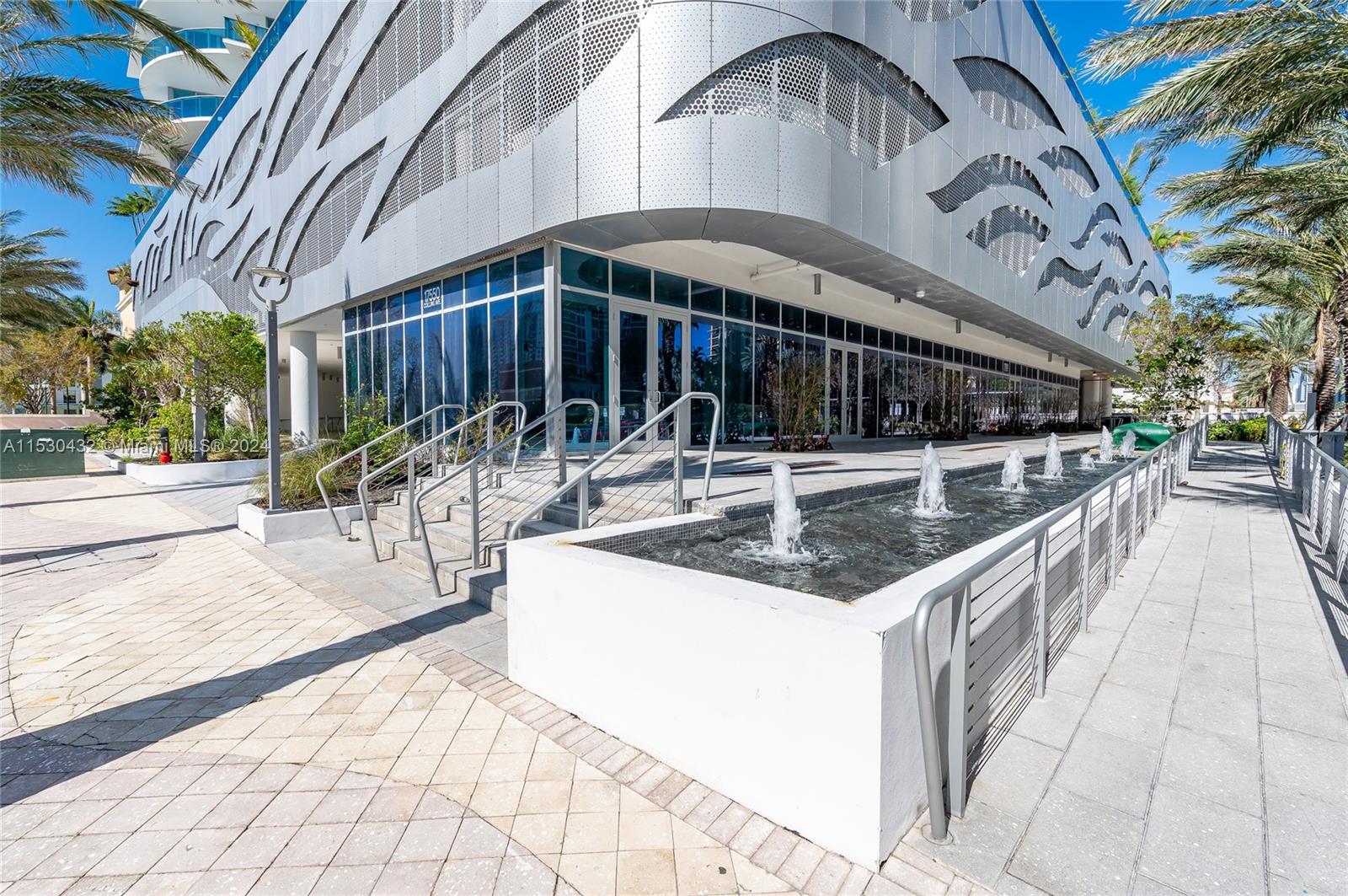 17550 Collins Avenue, Sunny Isles Beach, FL, 33160 United States, 2 Bedrooms Bedrooms, ,2 BathroomsBathrooms,Residential,For Sale,Collins Avenue,A11530432