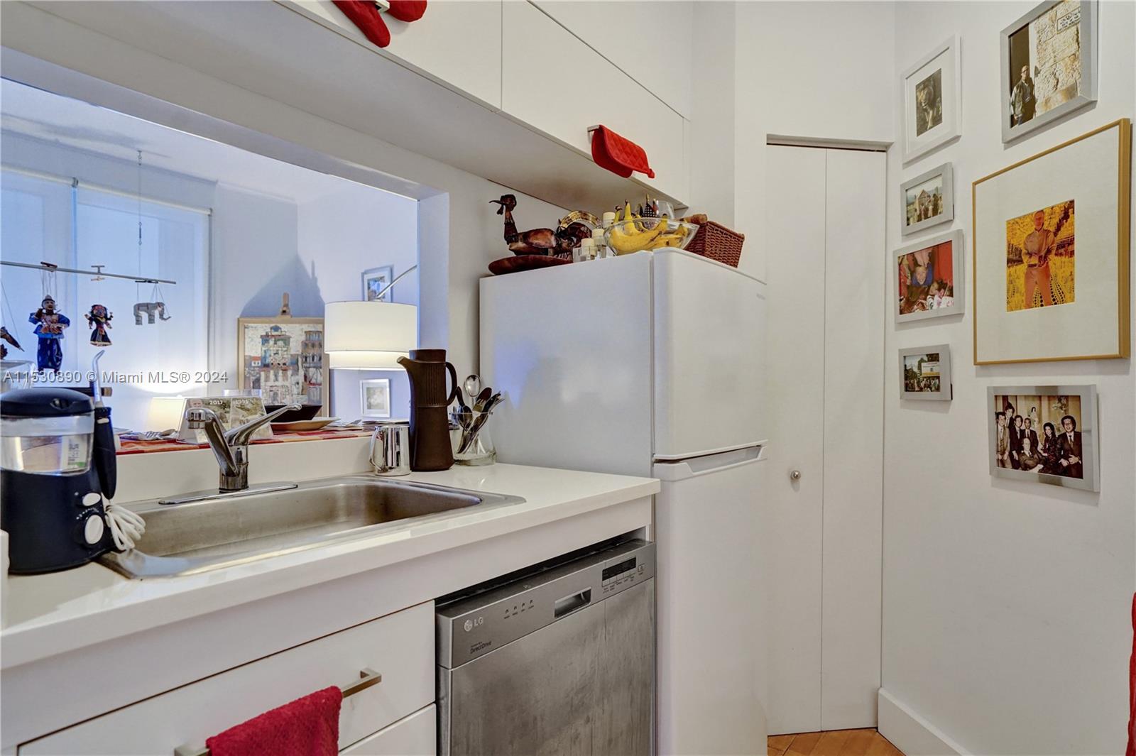 21205 Yacht Club Dr. 301, Aventura, Florida 33180, 1 Bedroom Bedrooms, ,1 BathroomBathrooms,Residential,For Sale,21205 Yacht Club Dr. 301,A11530890