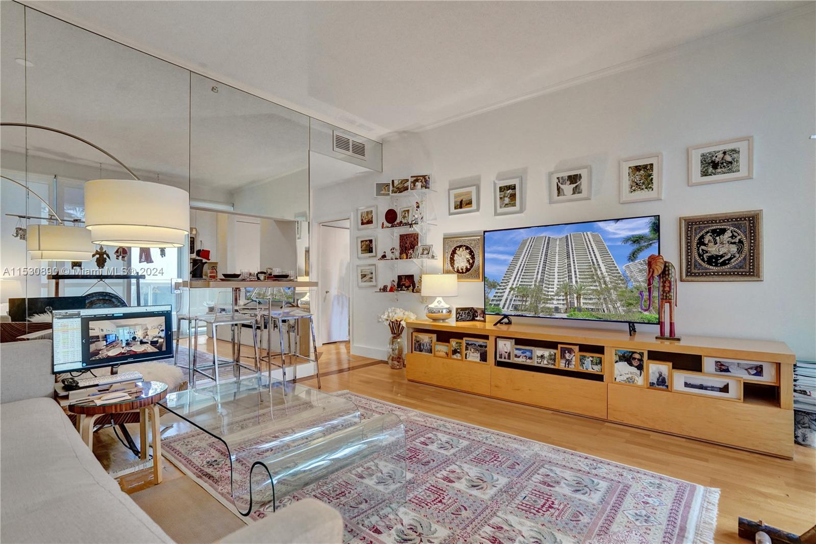 21205 Yacht Club Dr. 301, Aventura, Florida 33180, 1 Bedroom Bedrooms, ,1 BathroomBathrooms,Residential,For Sale,21205 Yacht Club Dr. 301,A11530890