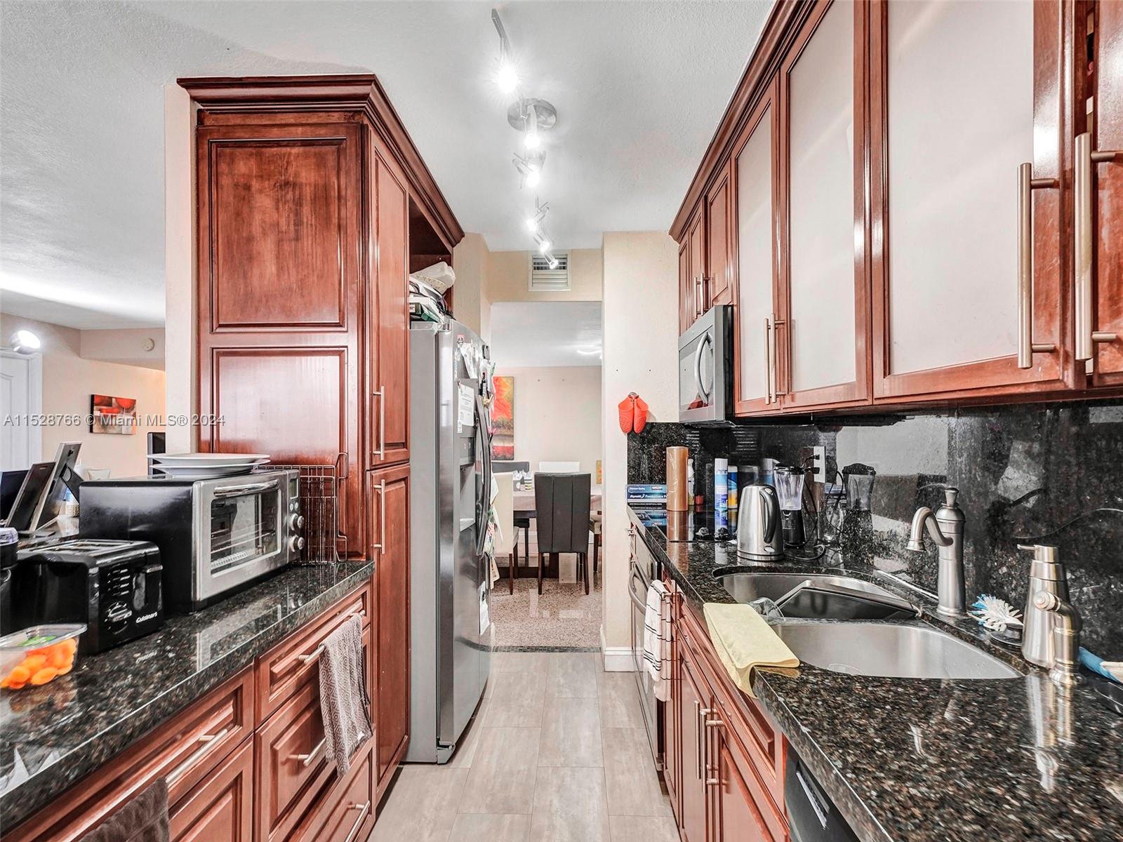 18181 NE 31st Ct 2408, Aventura, Florida 33160, 3 Bedrooms Bedrooms, ,2 BathroomsBathrooms,Residentiallease,For Rent,18181 NE 31st Ct 2408,A11528766
