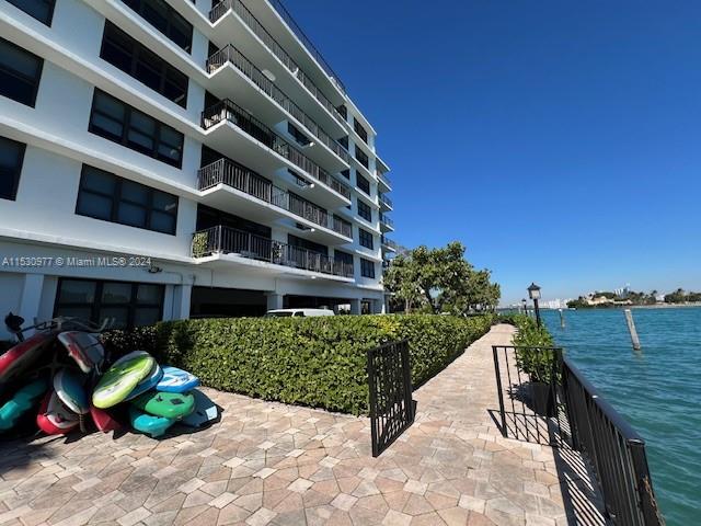 10101 E Bay Harbor Dr #301 For Sale A11530977, FL