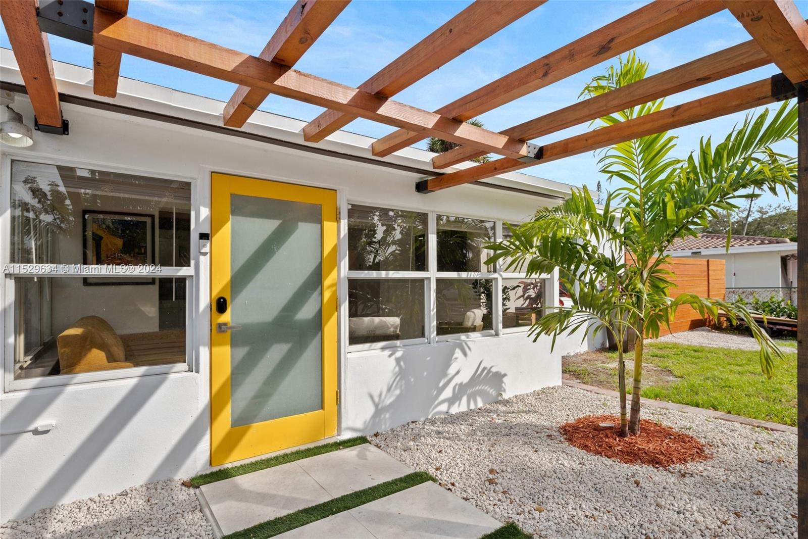 1241 SW 29th St, Fort Lauderdale, Florida 33315, 3 Bedrooms Bedrooms, ,2 BathroomsBathrooms,Residential,For Sale,1241 SW 29th St,A11529634